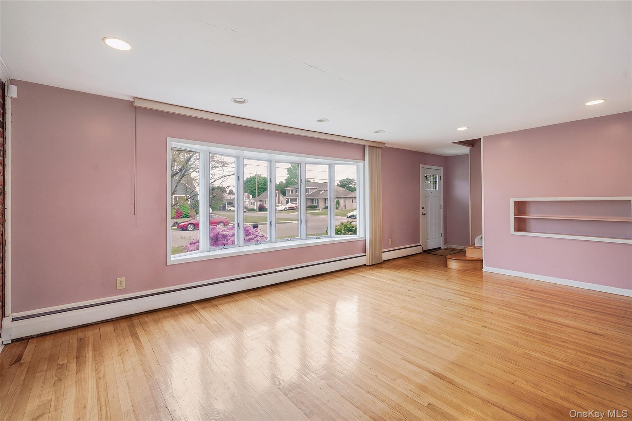 75 Barnum Street Property Photo 3