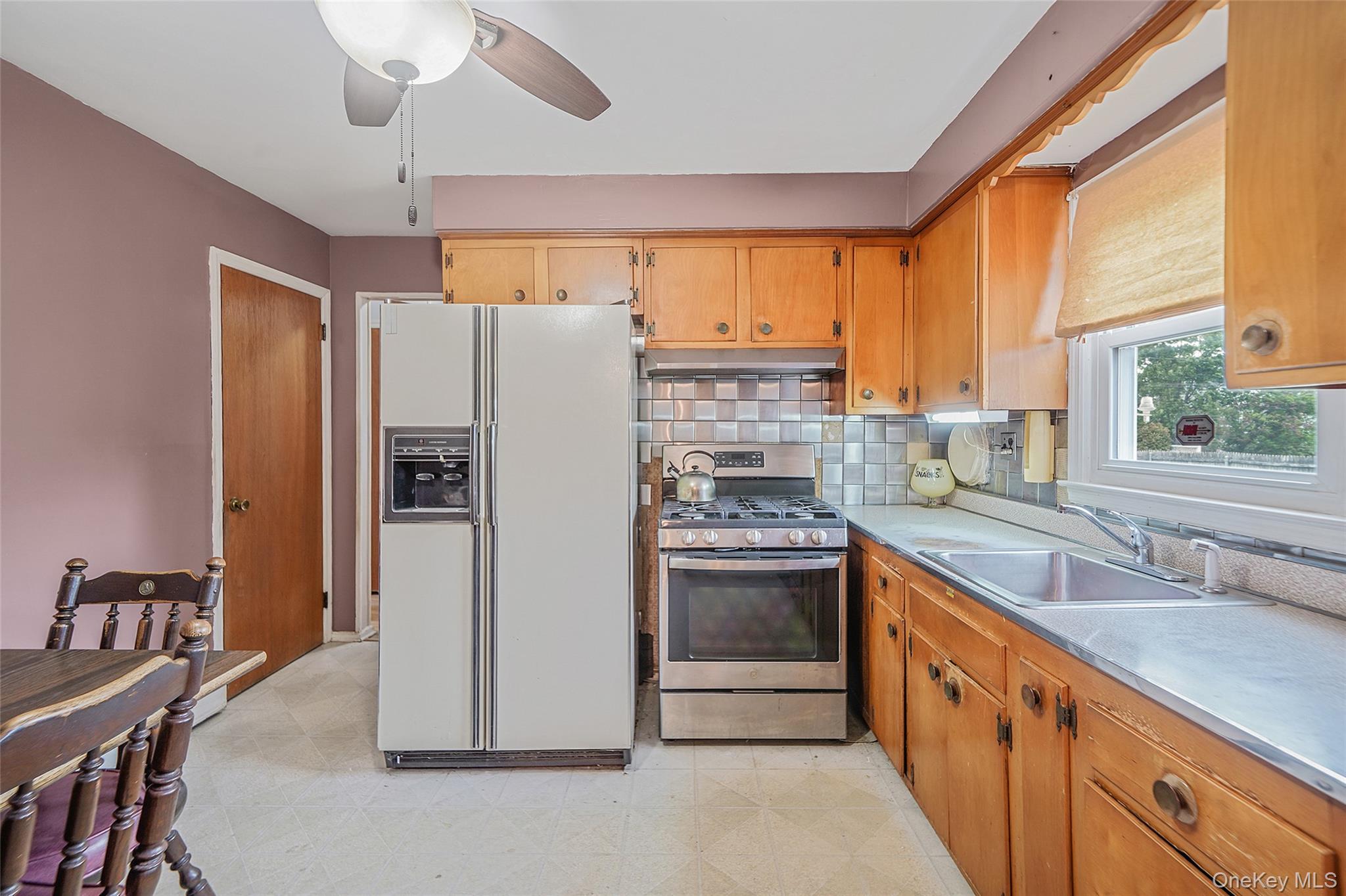 75 Barnum Street Property Photo 7