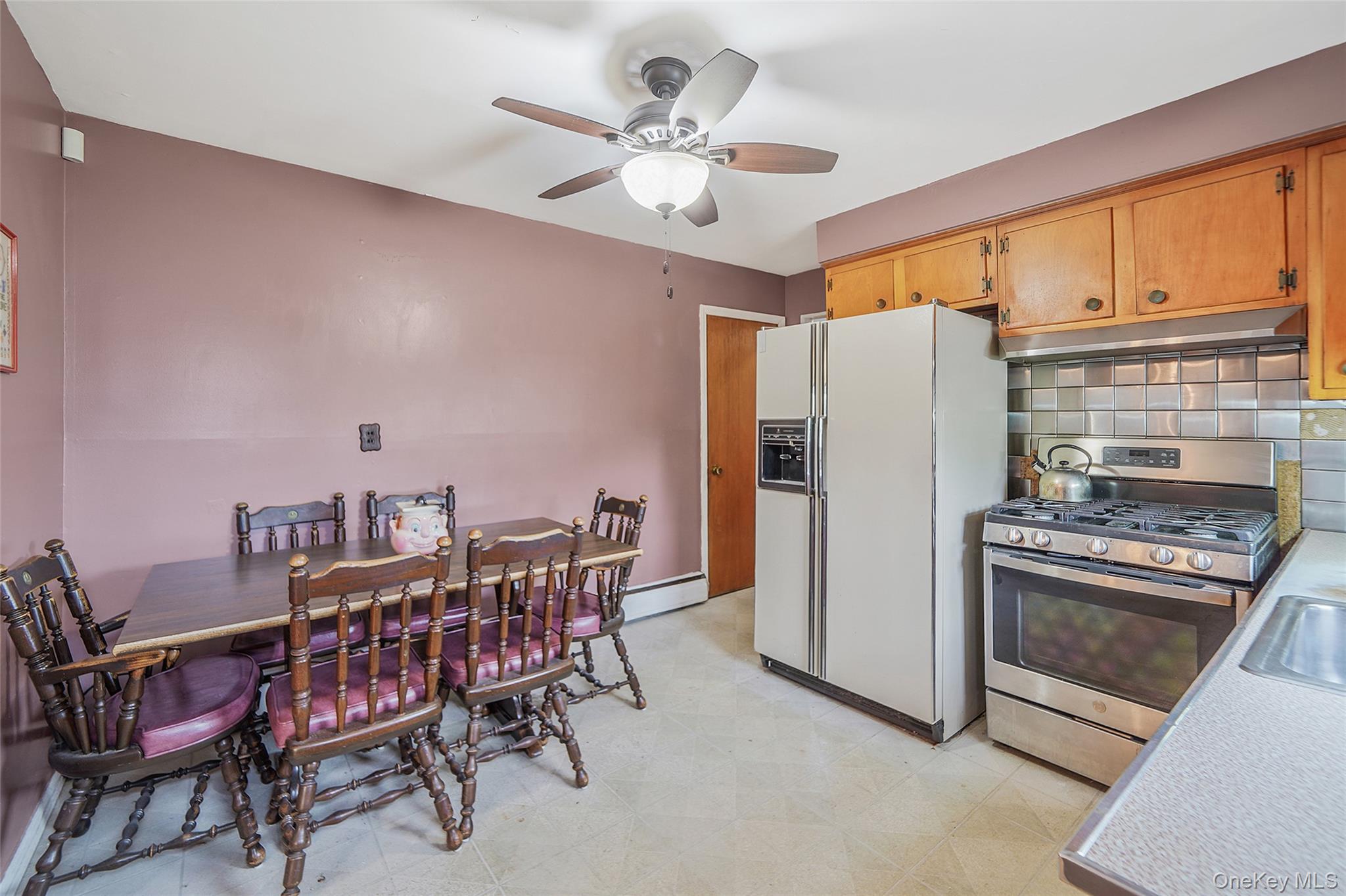 75 Barnum Street Property Photo 8