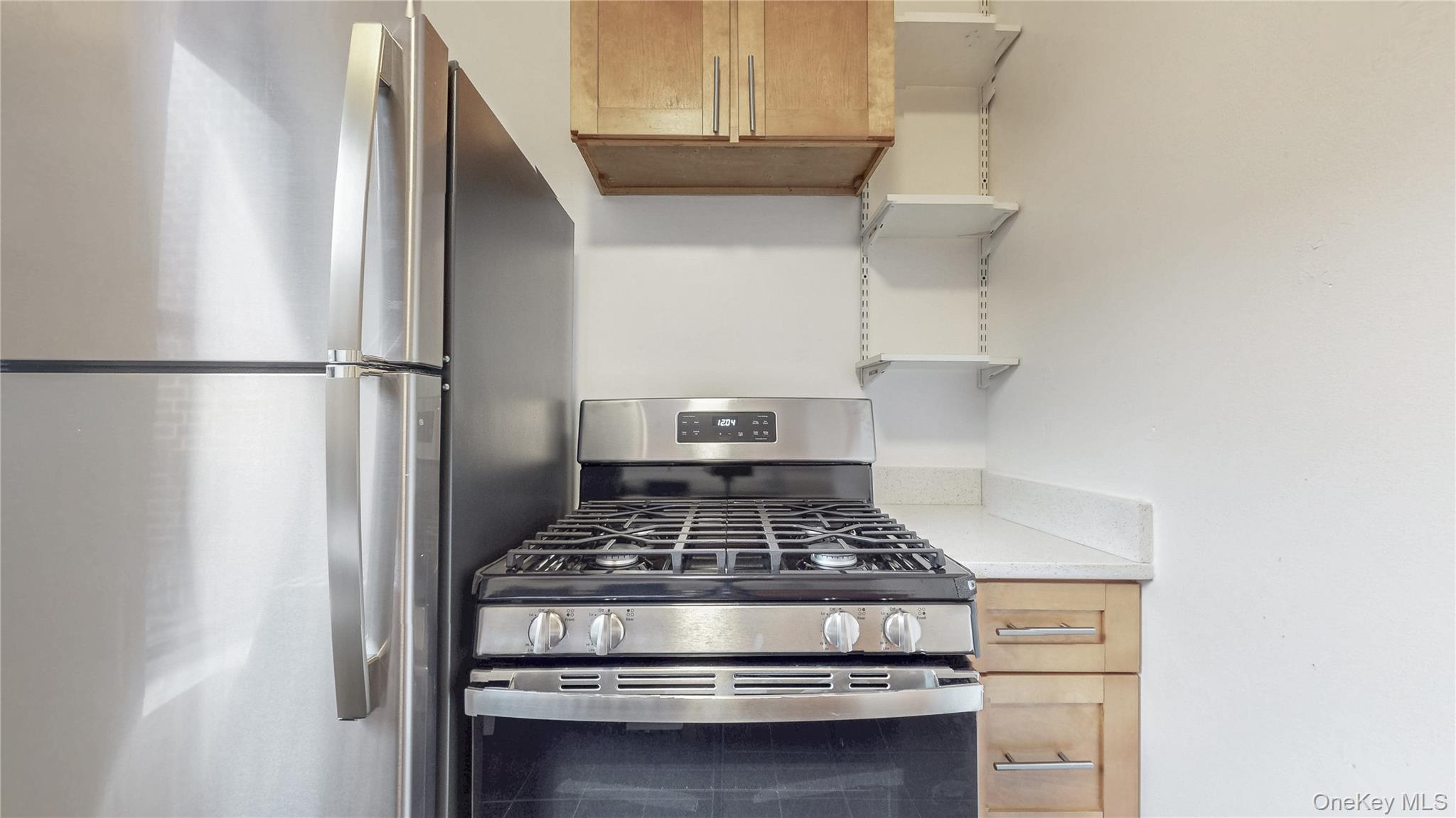 9752 75th Street B41 Property Photo 5