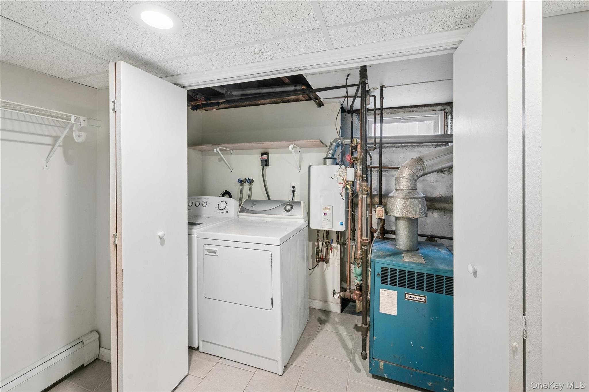 1043 Thomas Avenue Property Photo 10