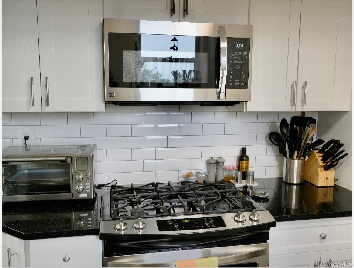 5900 Arlington Avenue 3x Property Photo 4
