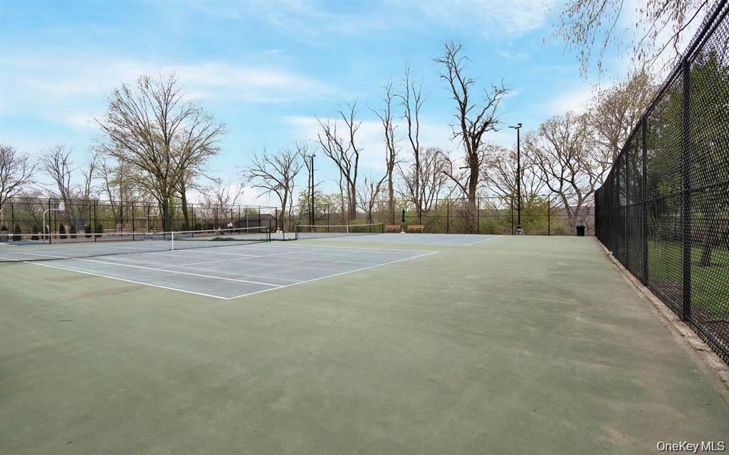 5900 Arlington Avenue 3x Property Photo 21
