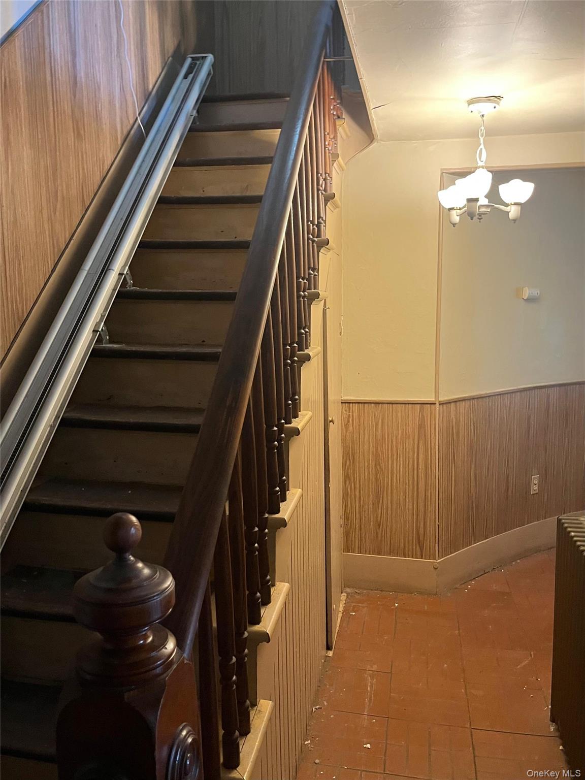 2812 State Route 208 Property Photo 4