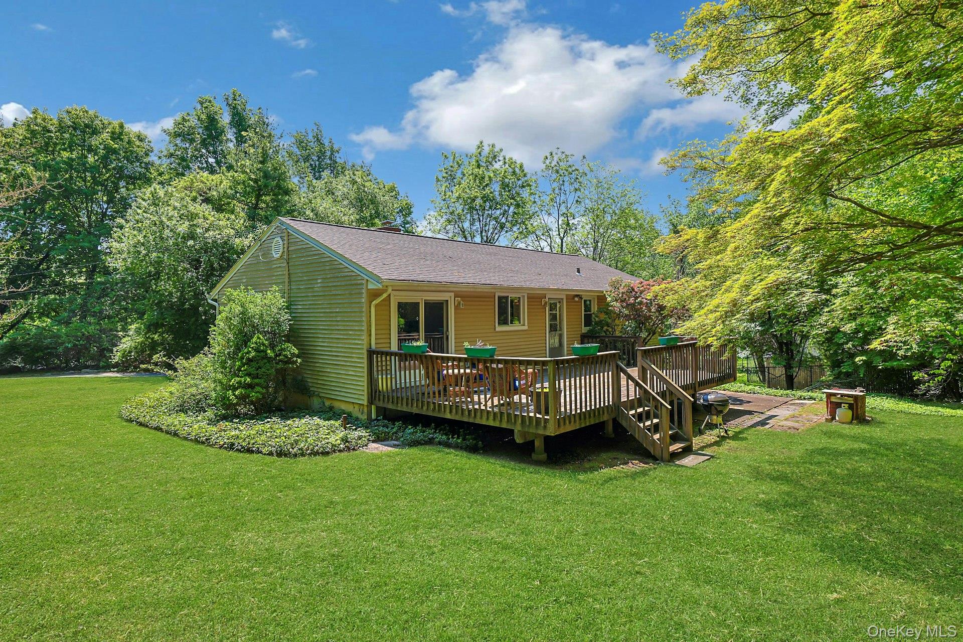 24 Virginia Lane Property Photo 21