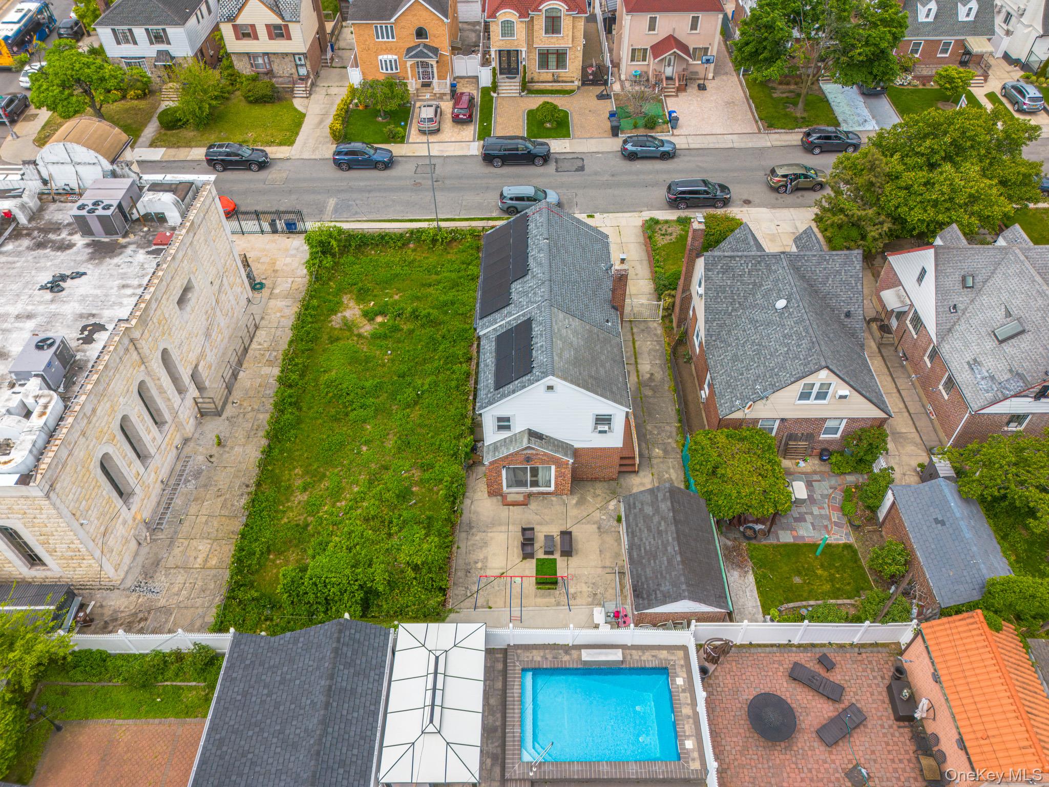 75-75 180th Street Property Photo 2