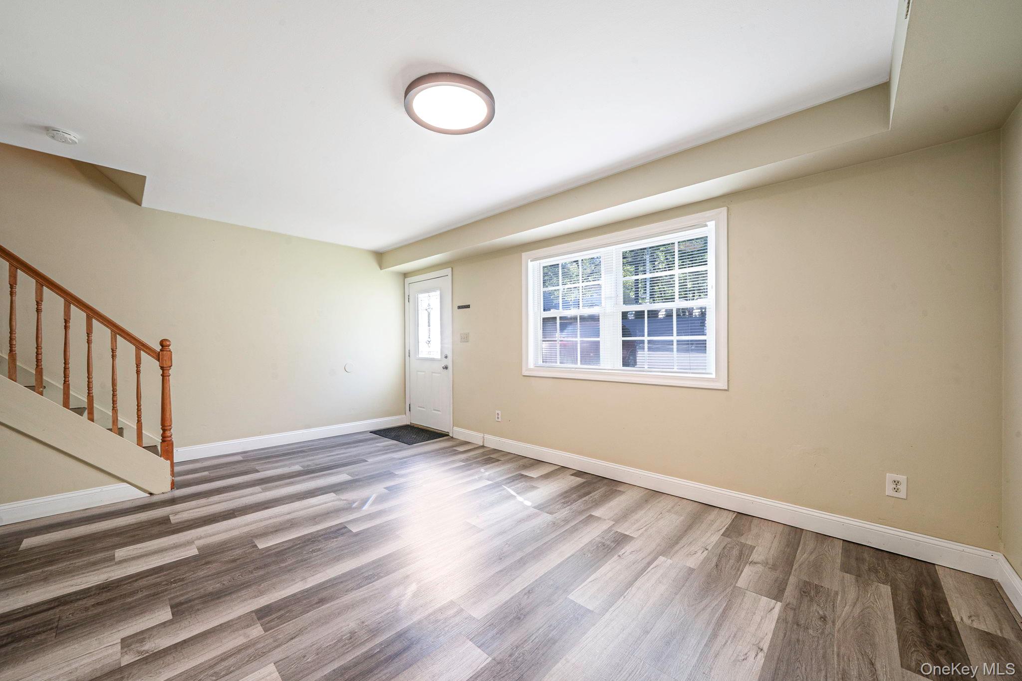 102 Hill Spur Property Photo 6