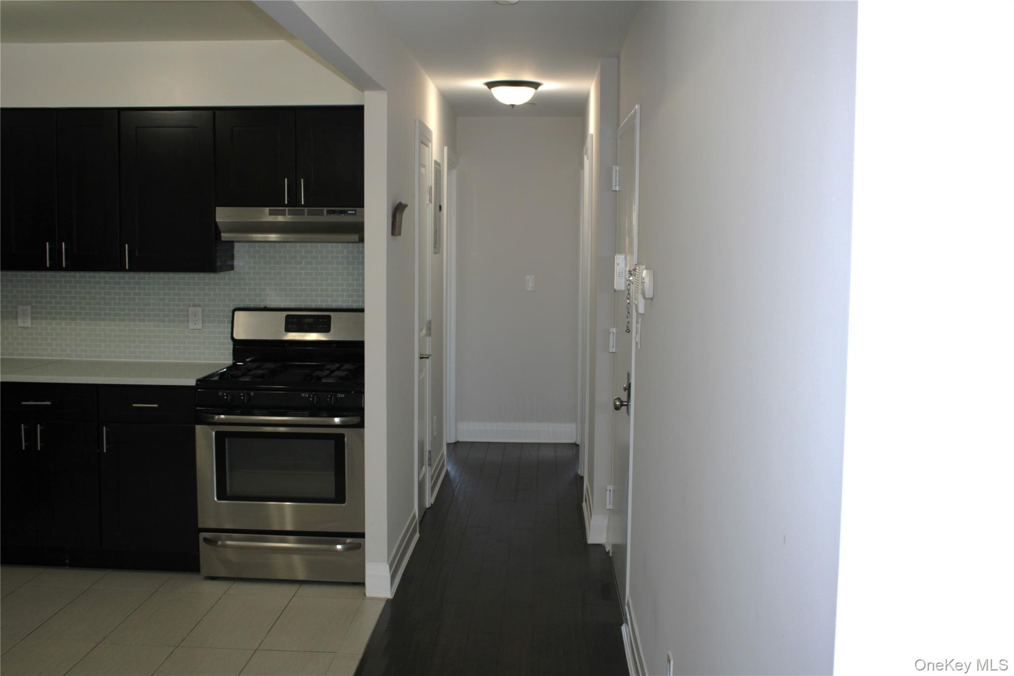 150-42 99th Place Property Photo 8