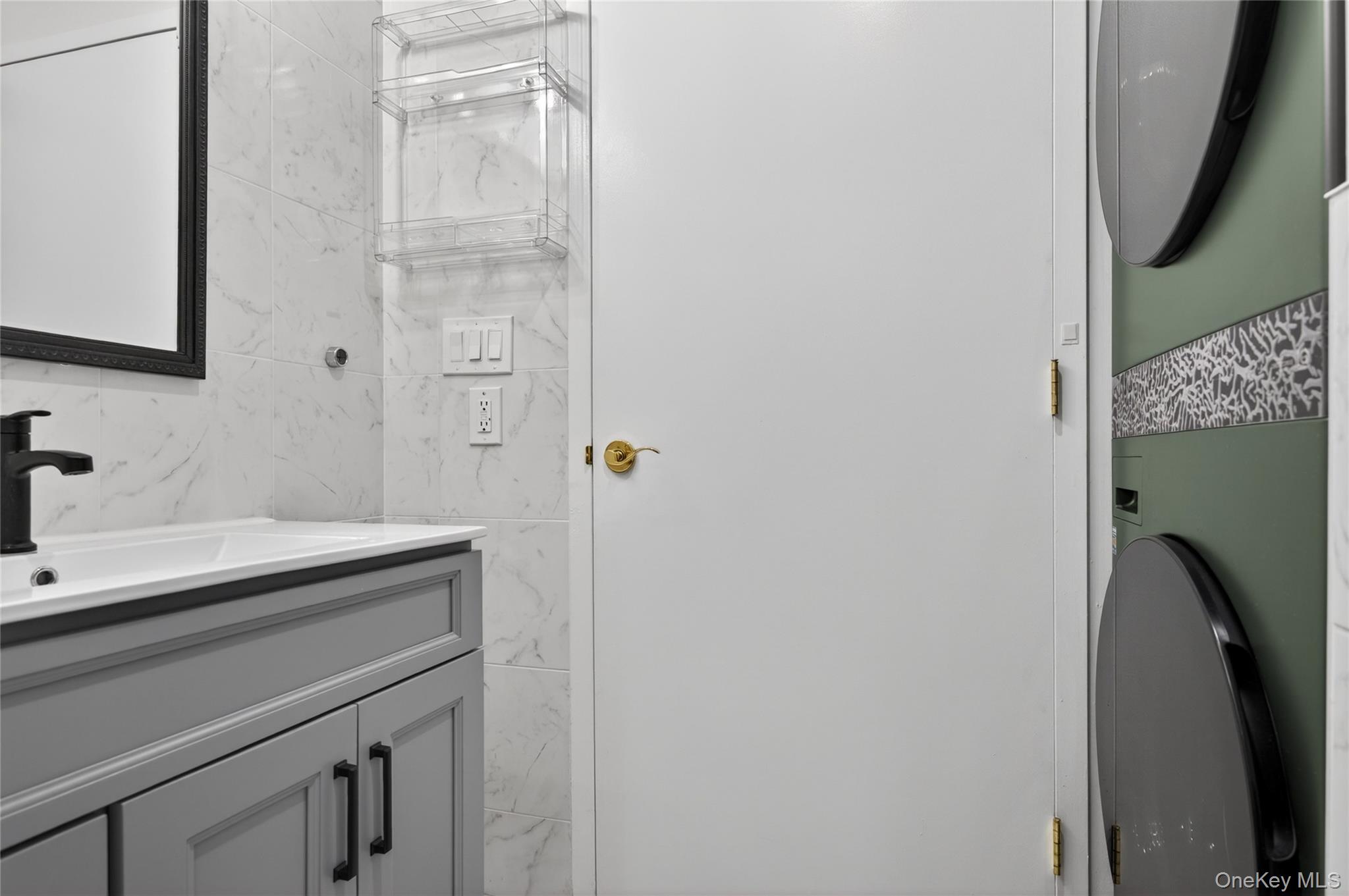 242 Maple Avenue 419 Property Photo 19
