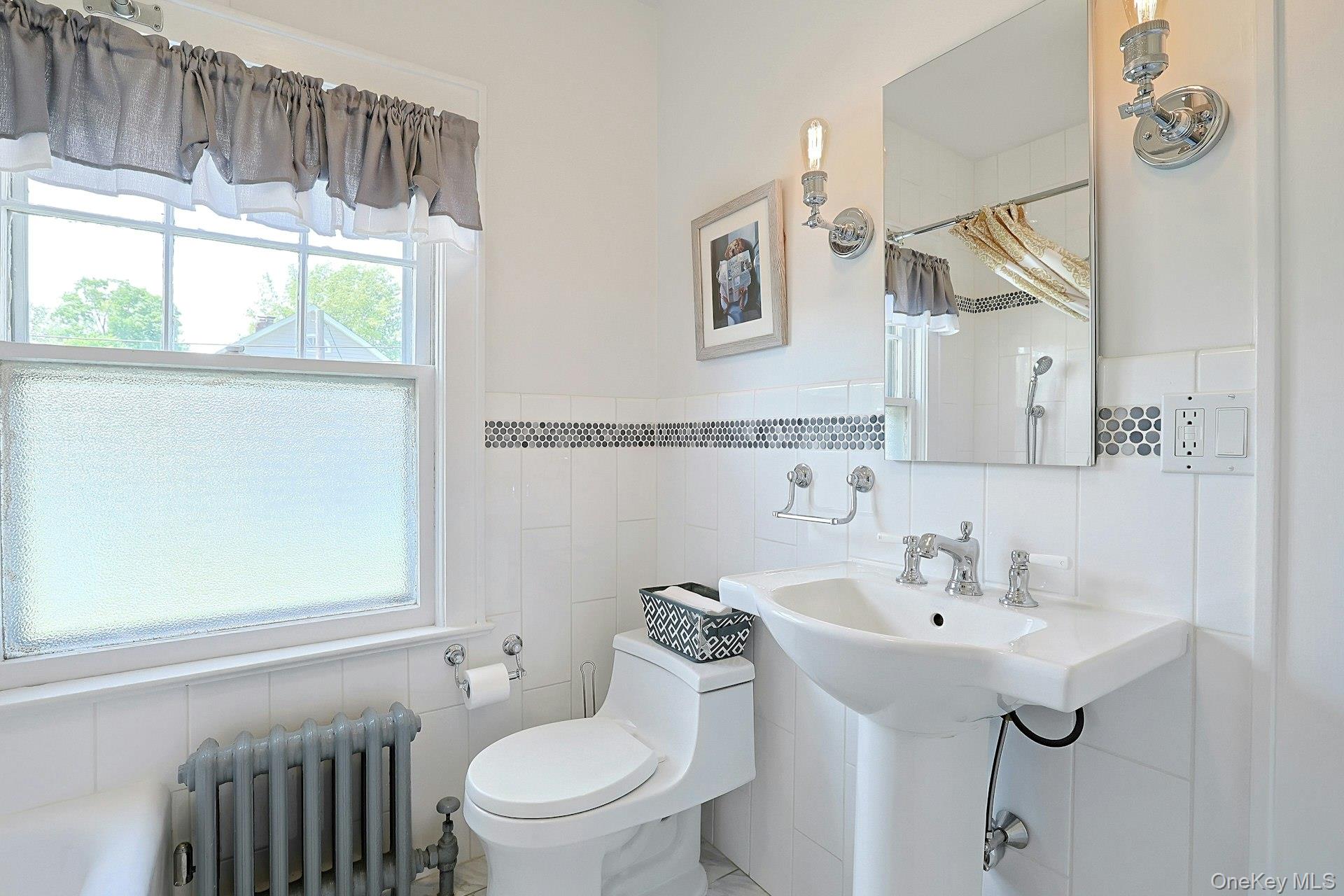 533 Manhattan Avenue Property Photo 22