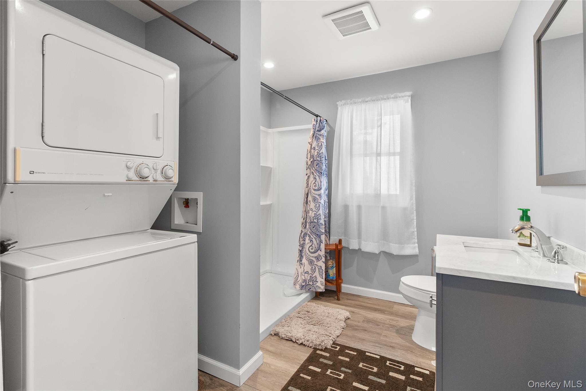63 E Madison Street Property Photo 23