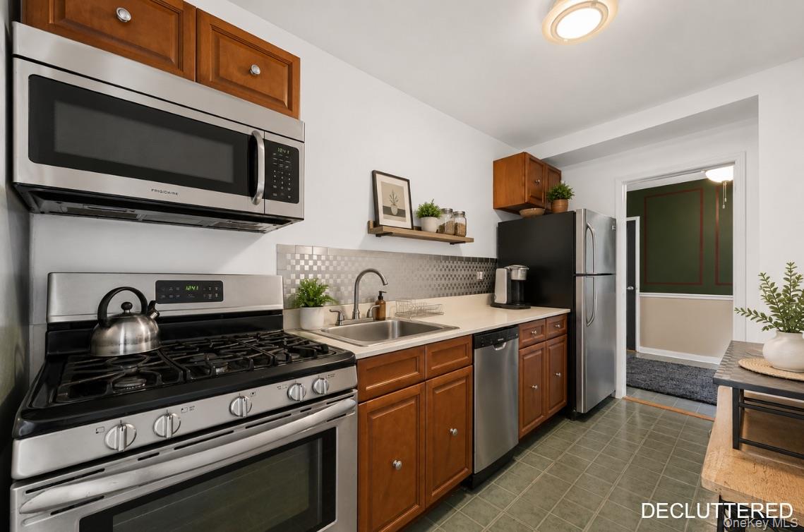 5645 Netherland Ave Apt 5e Property Photo 10