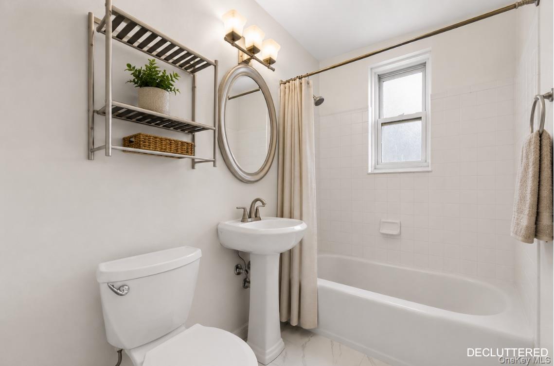 5645 Netherland Ave Apt 5e Property Photo 12