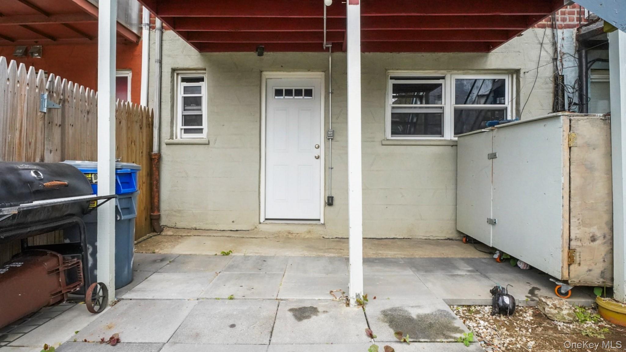 2733 Hone Avenue Property Photo 29
