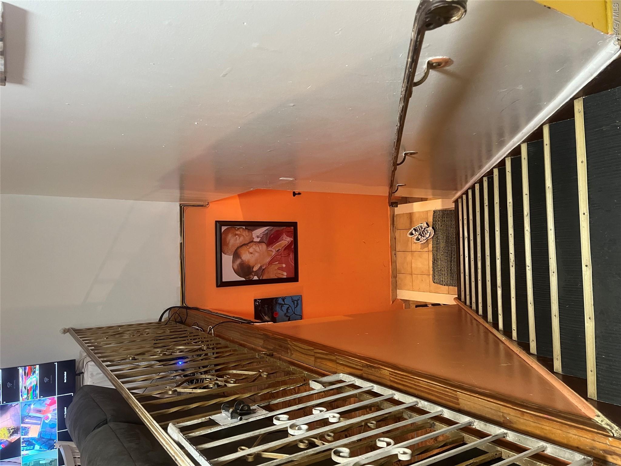 619 E 86th Street Property Photo 18