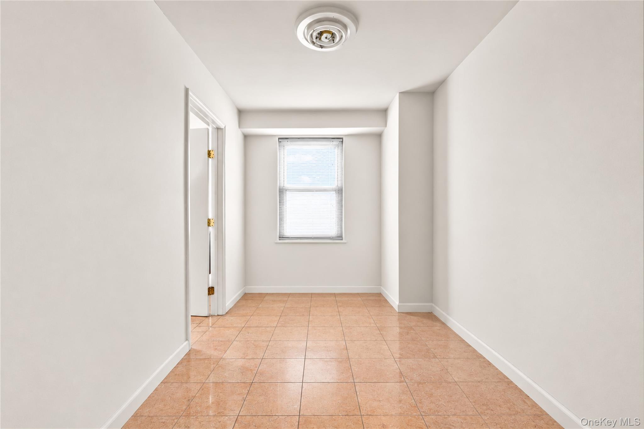 85-15 Main Street 5f Property Photo 4