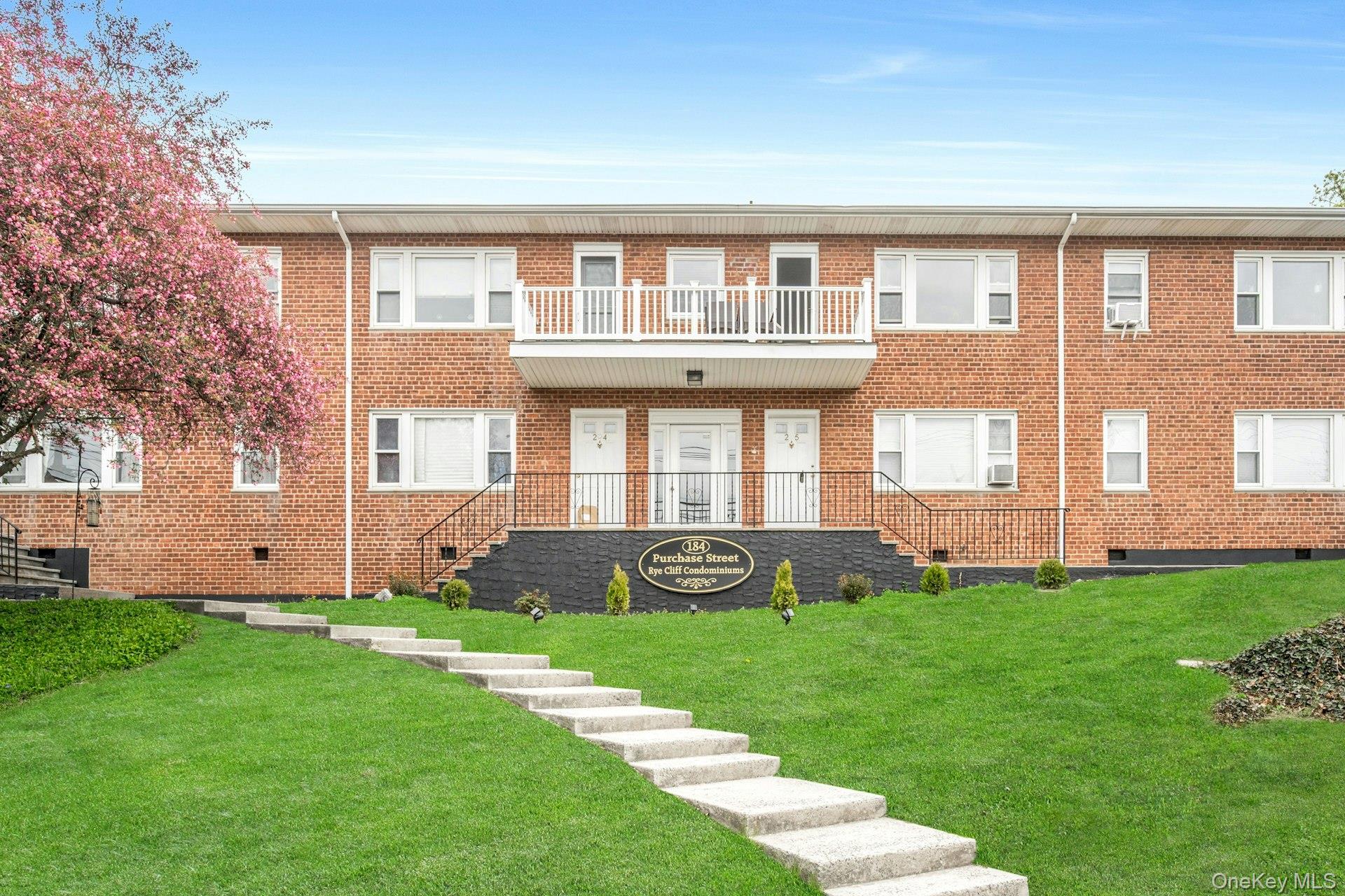 184 Purchase Street 1-2 Property Photo 1