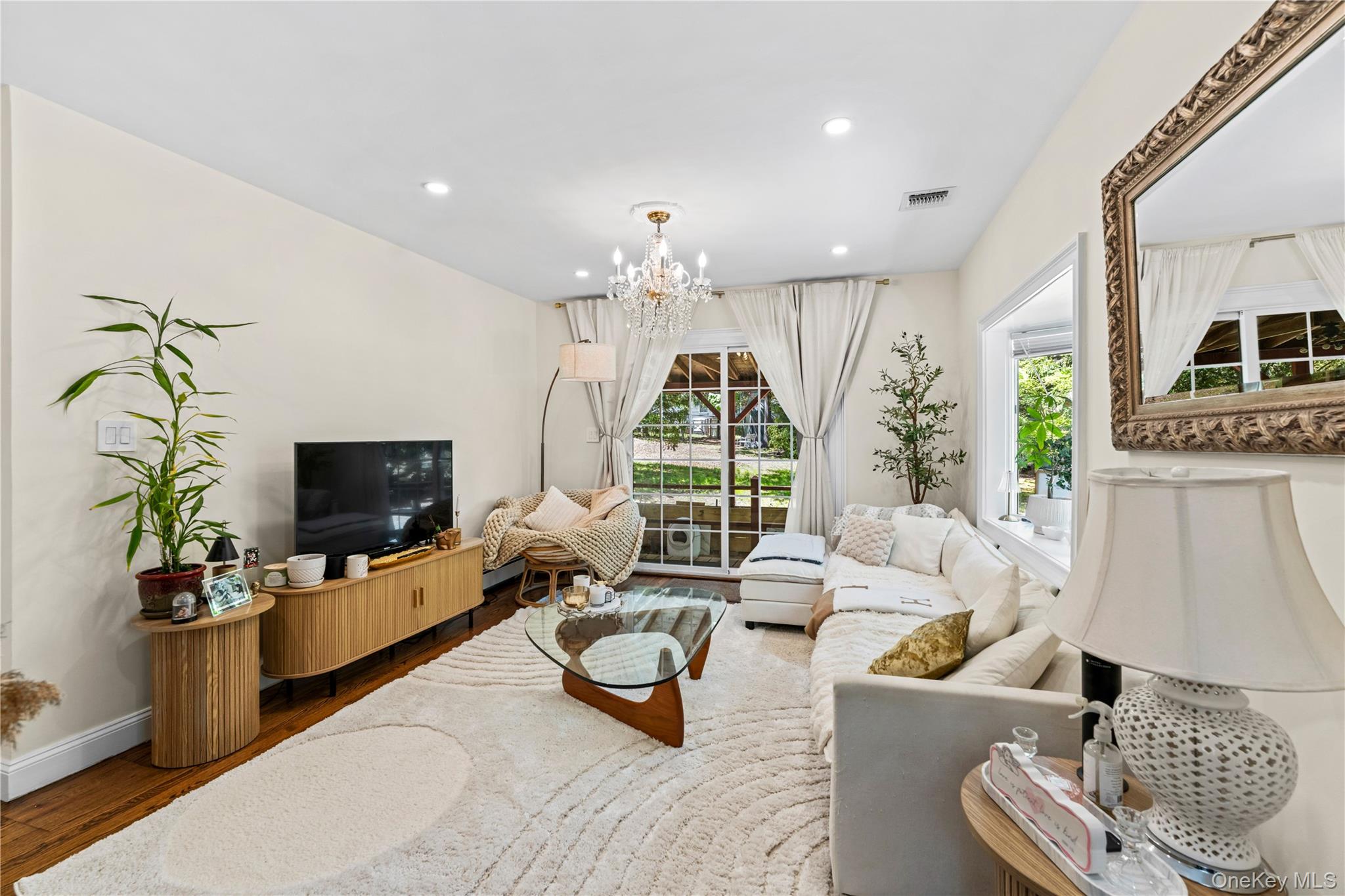 5 Windsor Lane Property Photo 7