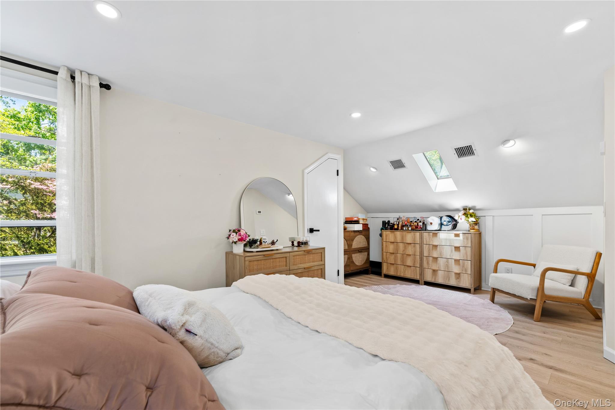 5 Windsor Lane Property Photo 13