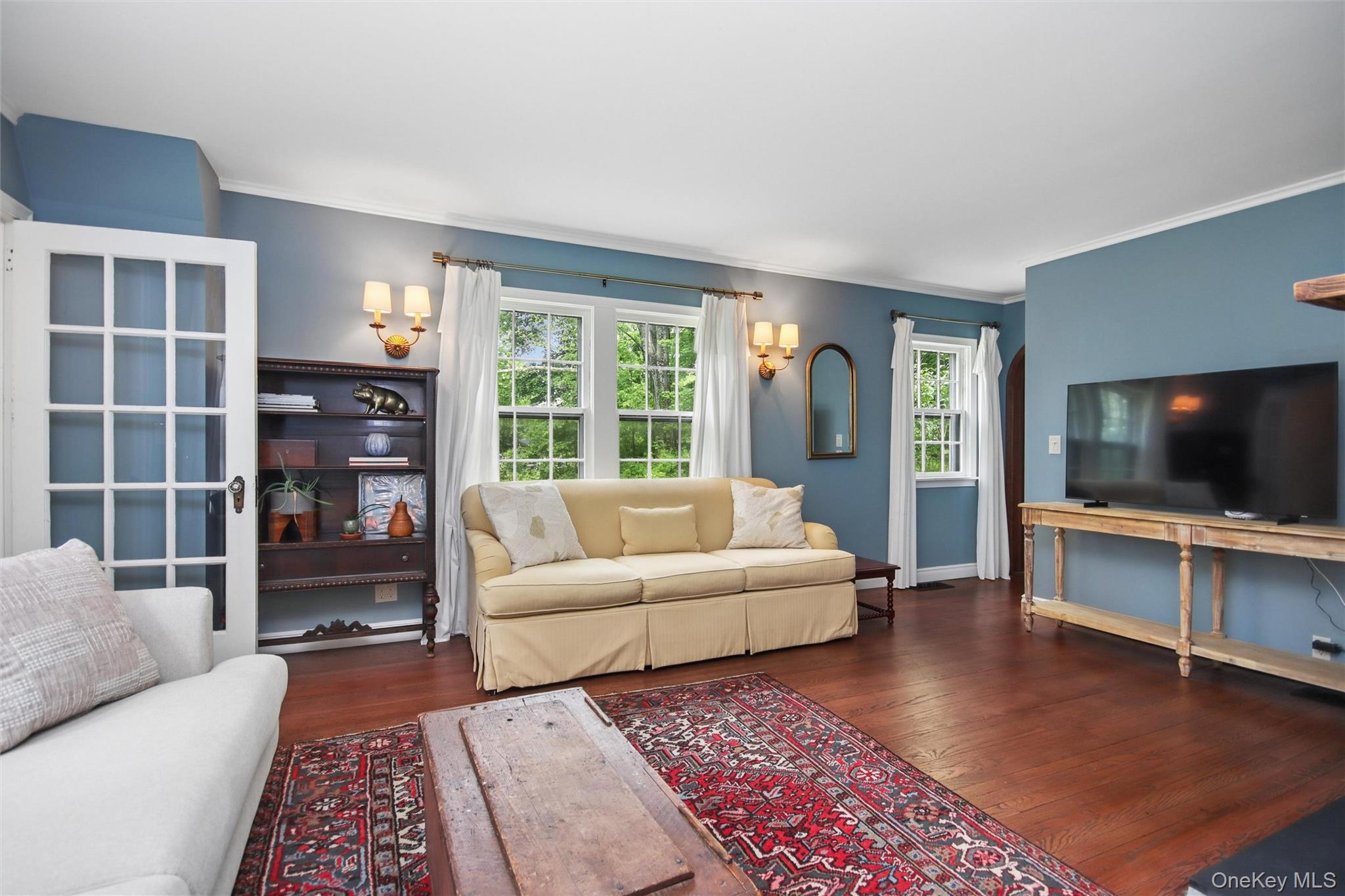 106 Broadway Property Photo 5