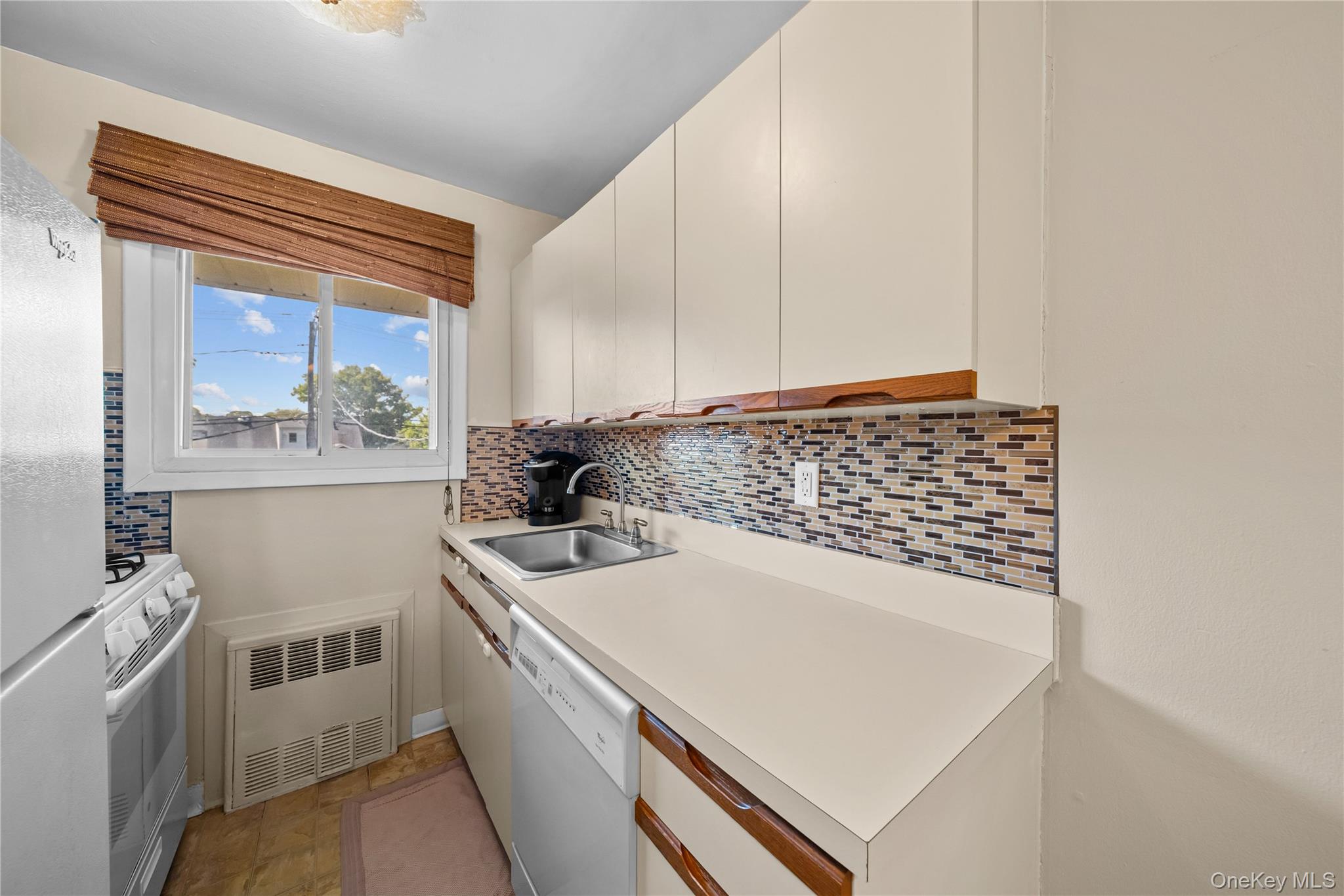 234 Edmunton Drive J12 Property Photo 12