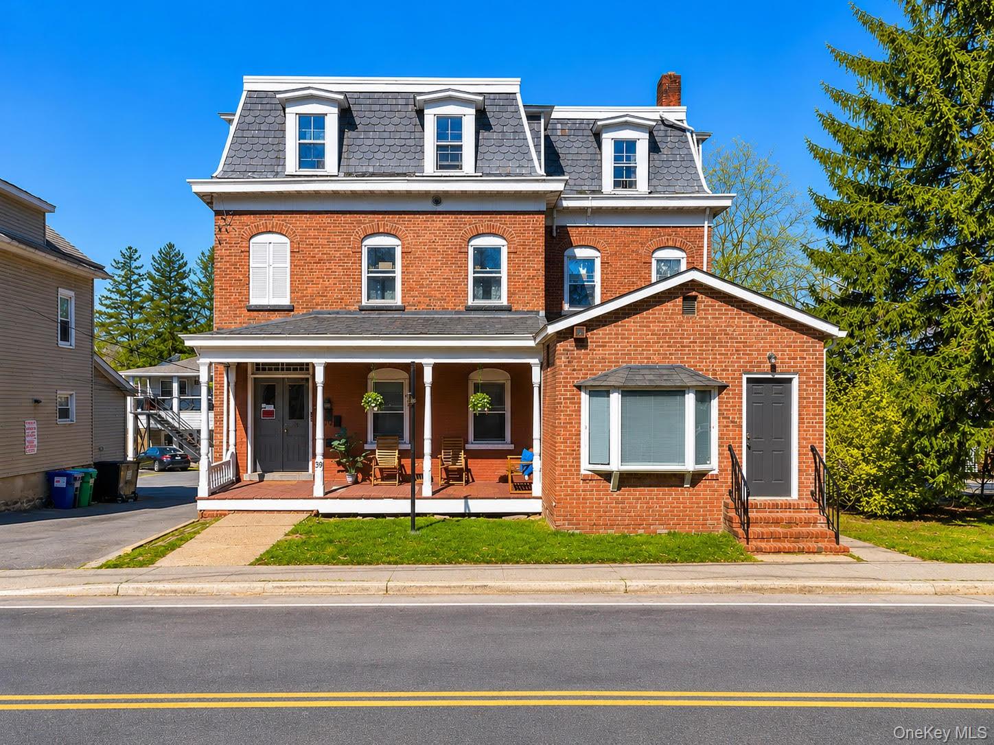 39 N Chestnut Street Property Photo 1