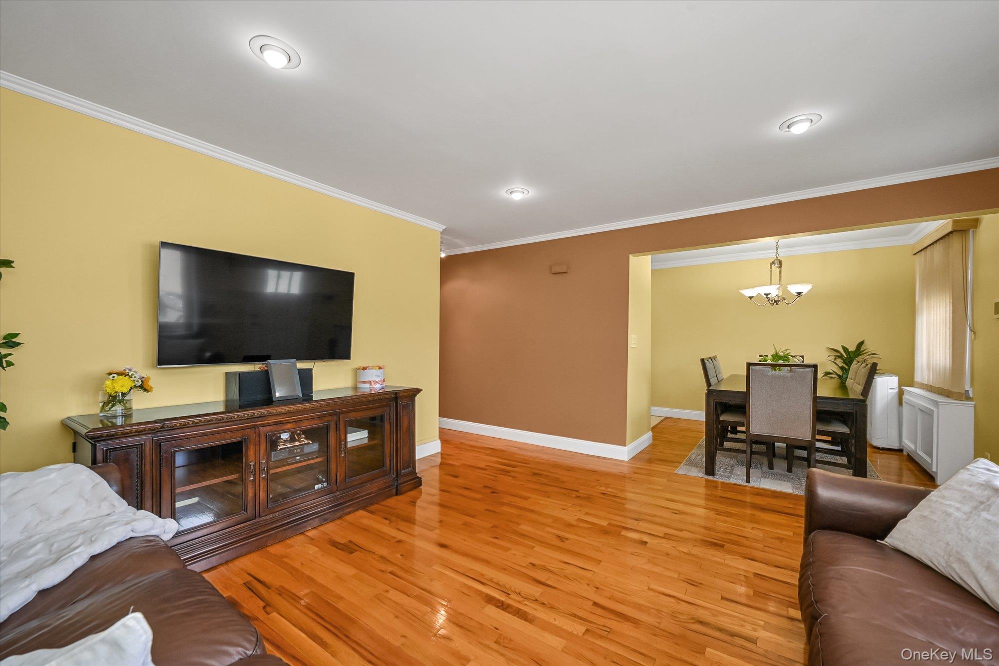 126 Roeckel Avenue Property Photo 4