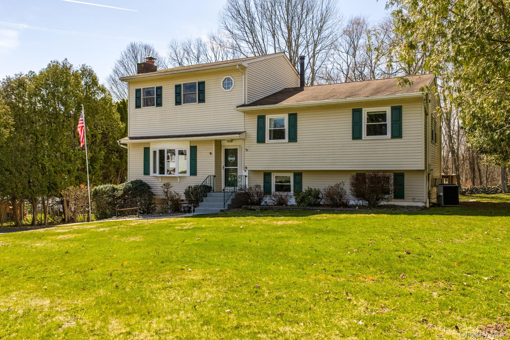 3 Puritan Lane Property Photo 1