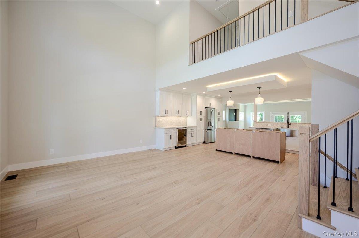 1064 Barbara Court Property Photo 3