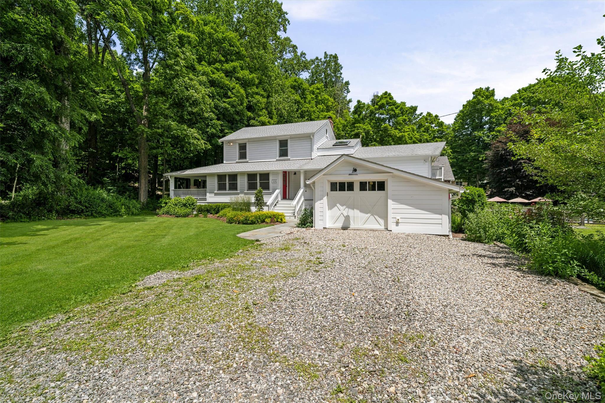 324 Haverstraw Road Property Photo 3