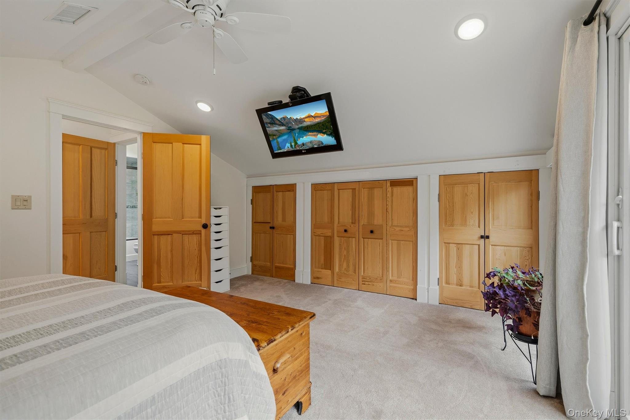 324 Haverstraw Road Property Photo 21