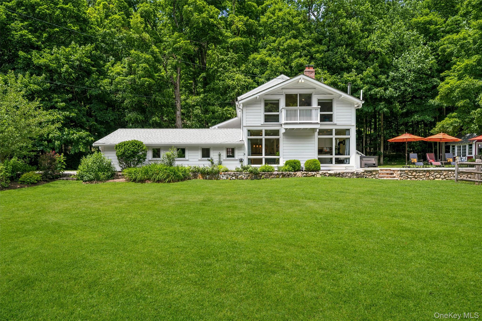 324 Haverstraw Road Property Photo 40