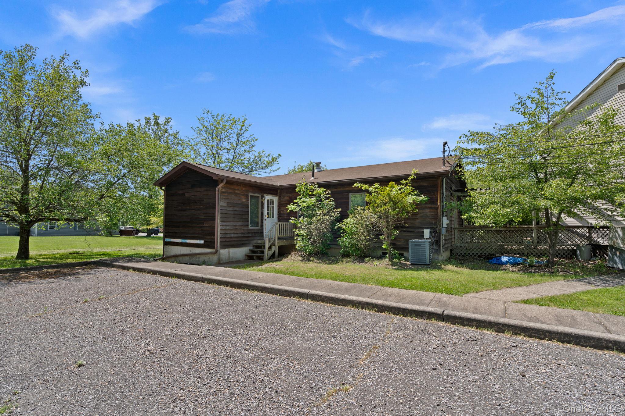 2300 State Route 208 State Route 208 2288 & 2290 Property Photo 24