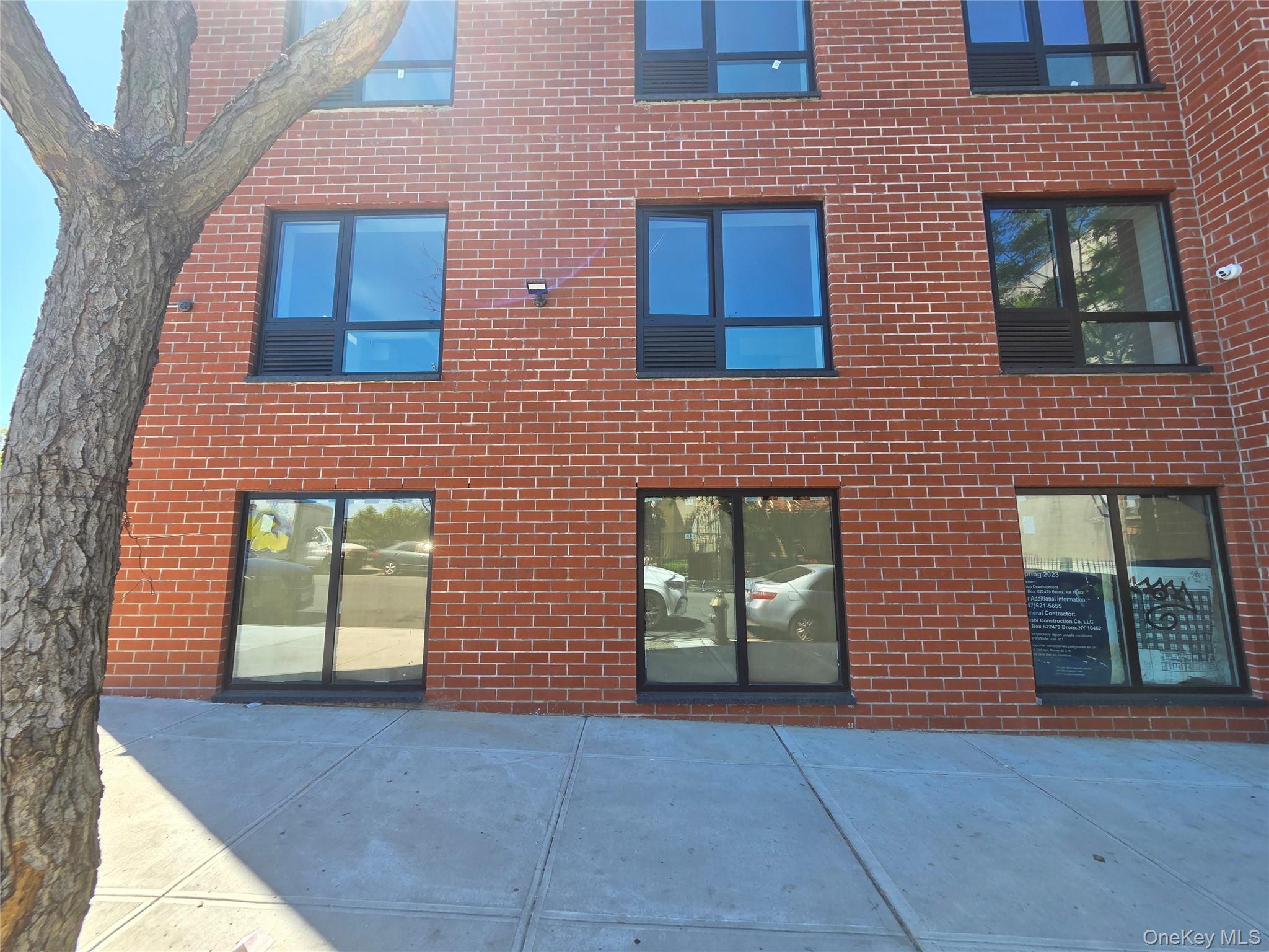 1591 Jesup Avenue Property Photo 4