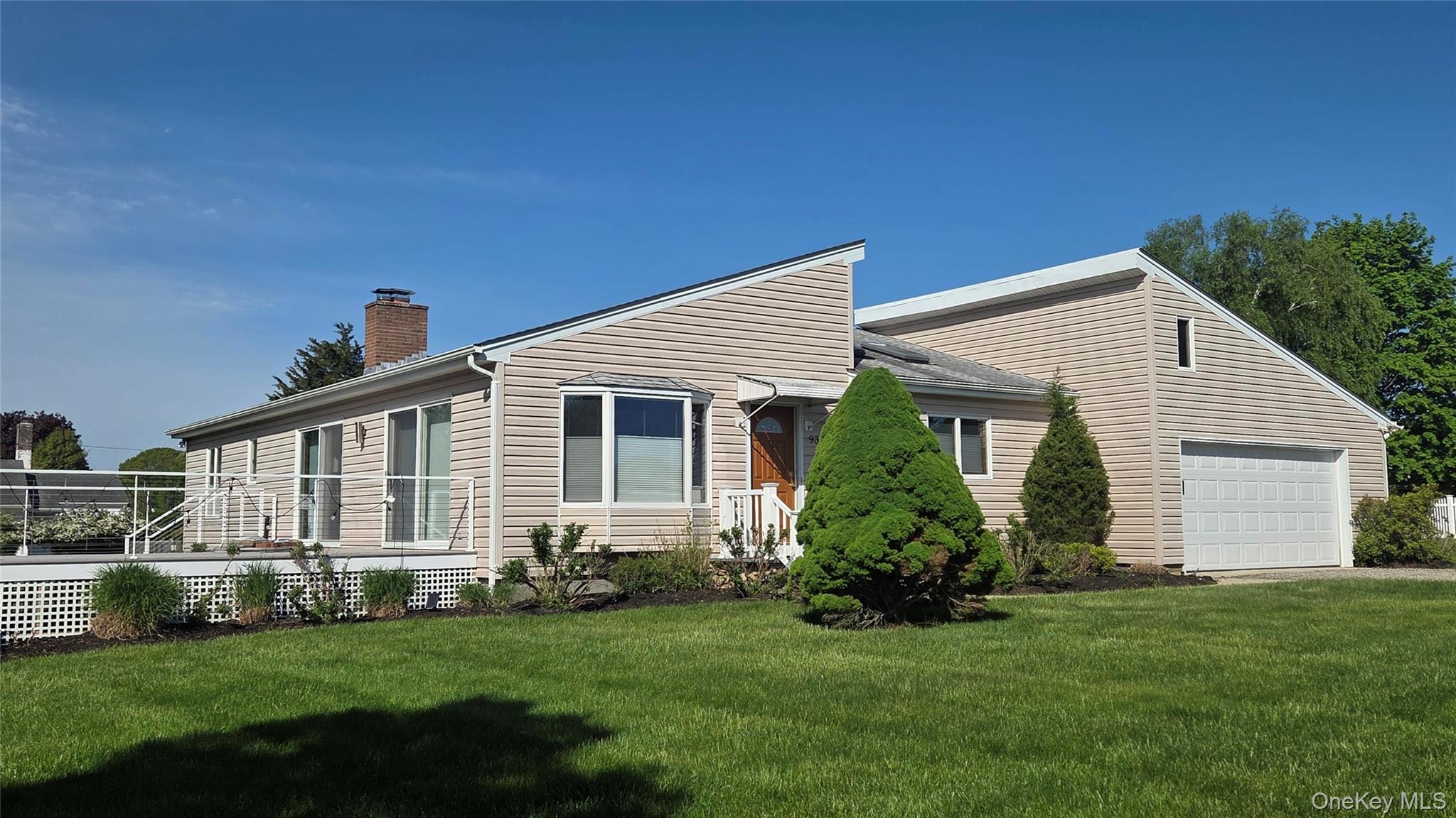 930 Cedar Lane Property Photo 1