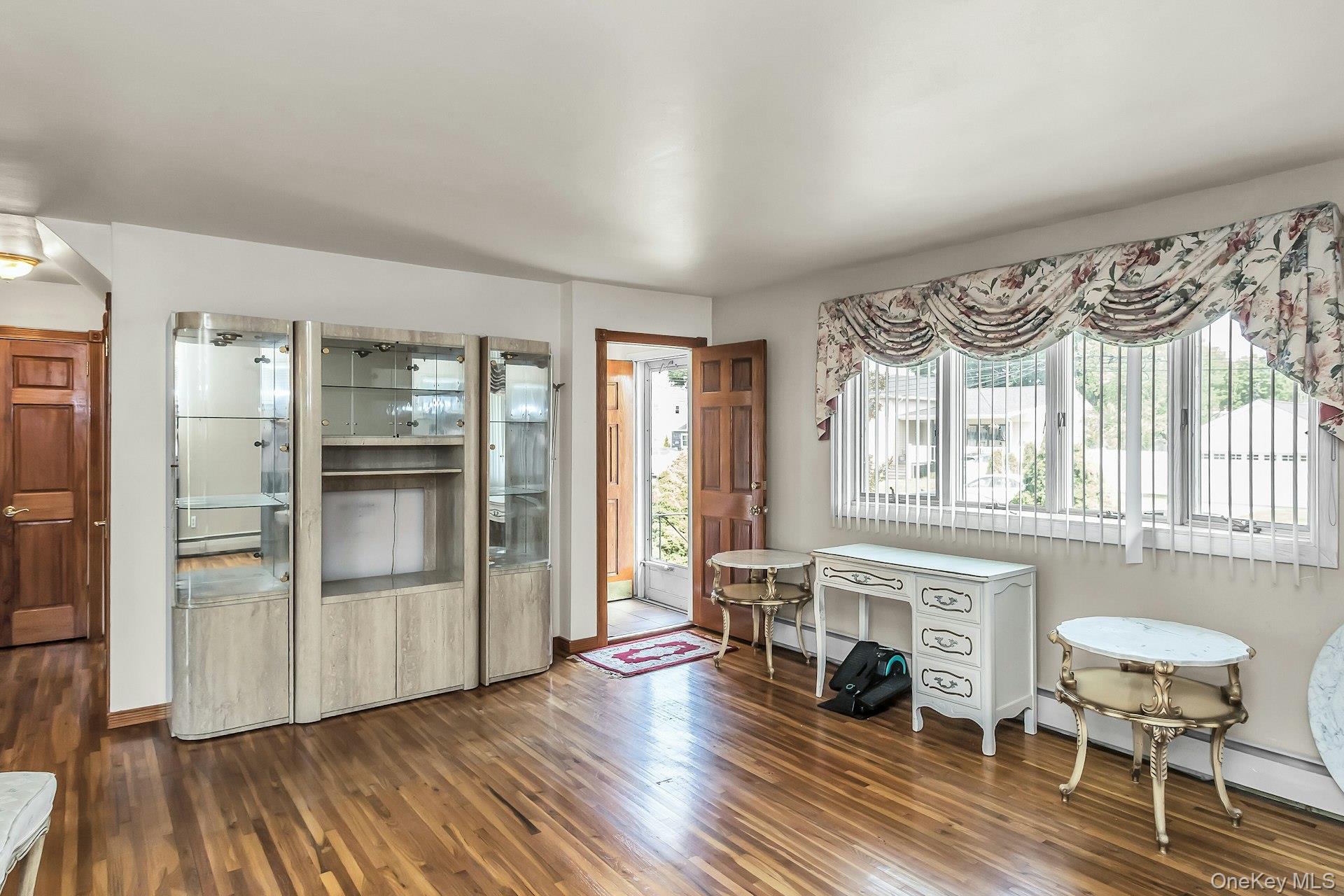22 Beach Avenue Property Photo 5