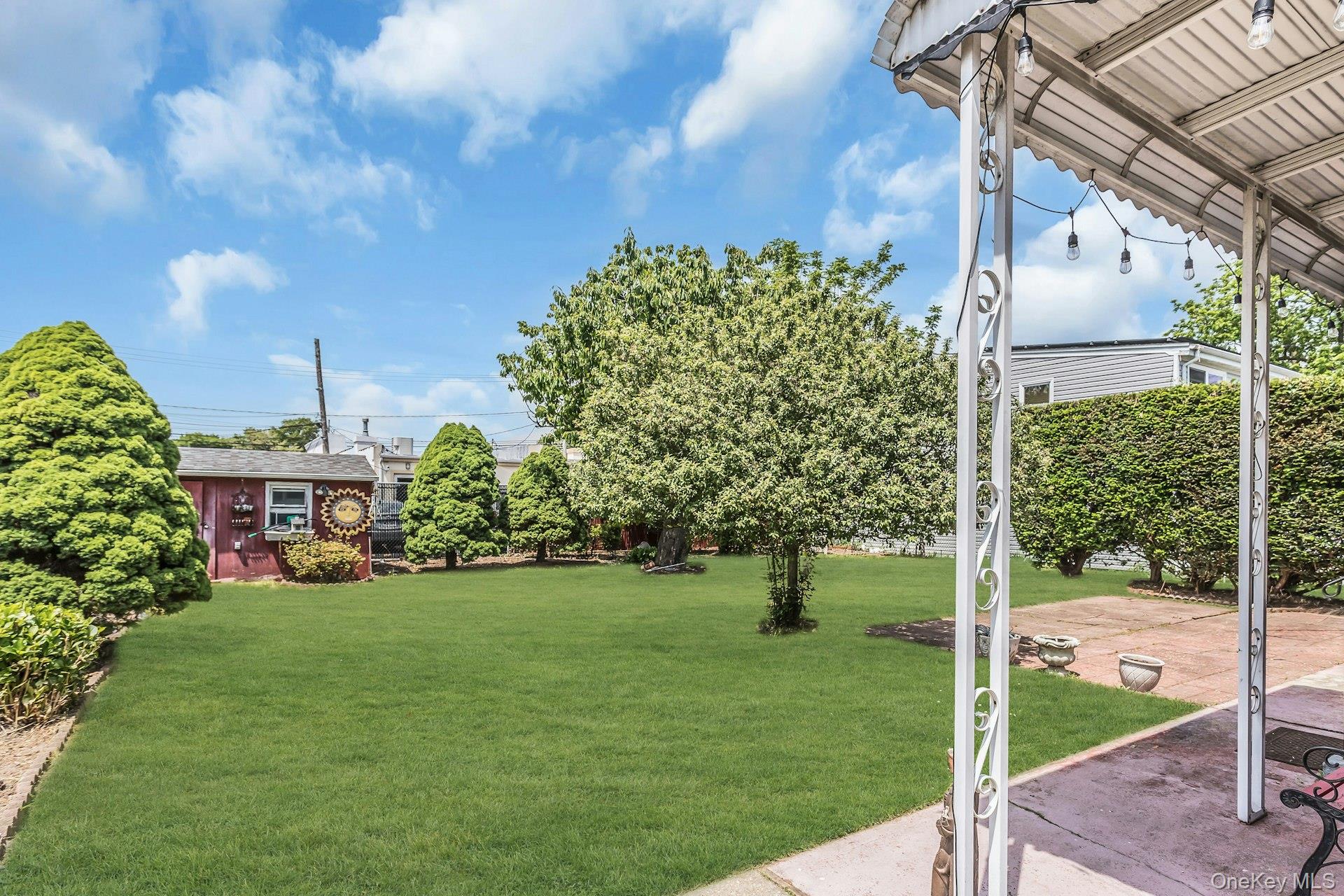 22 Beach Avenue Property Photo 29