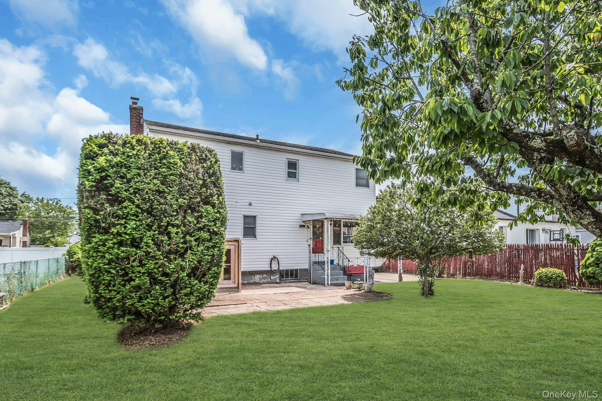 22 Beach Avenue Property Photo 30