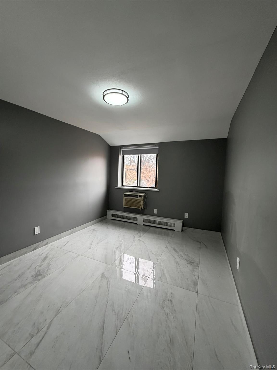 13218 Avery Avenue 4a Property Photo 11
