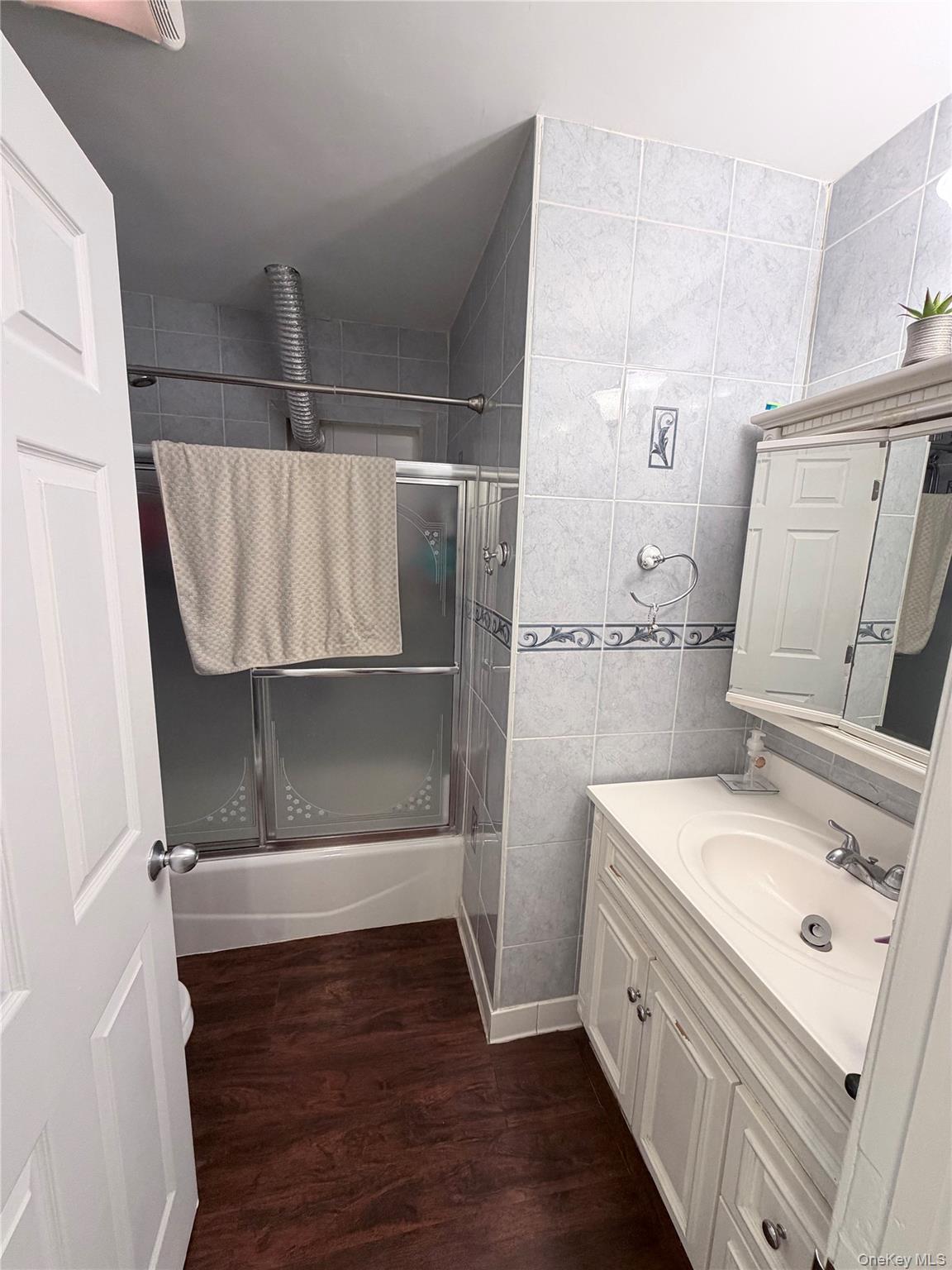 166 Stanton Boulevard Property Photo 3