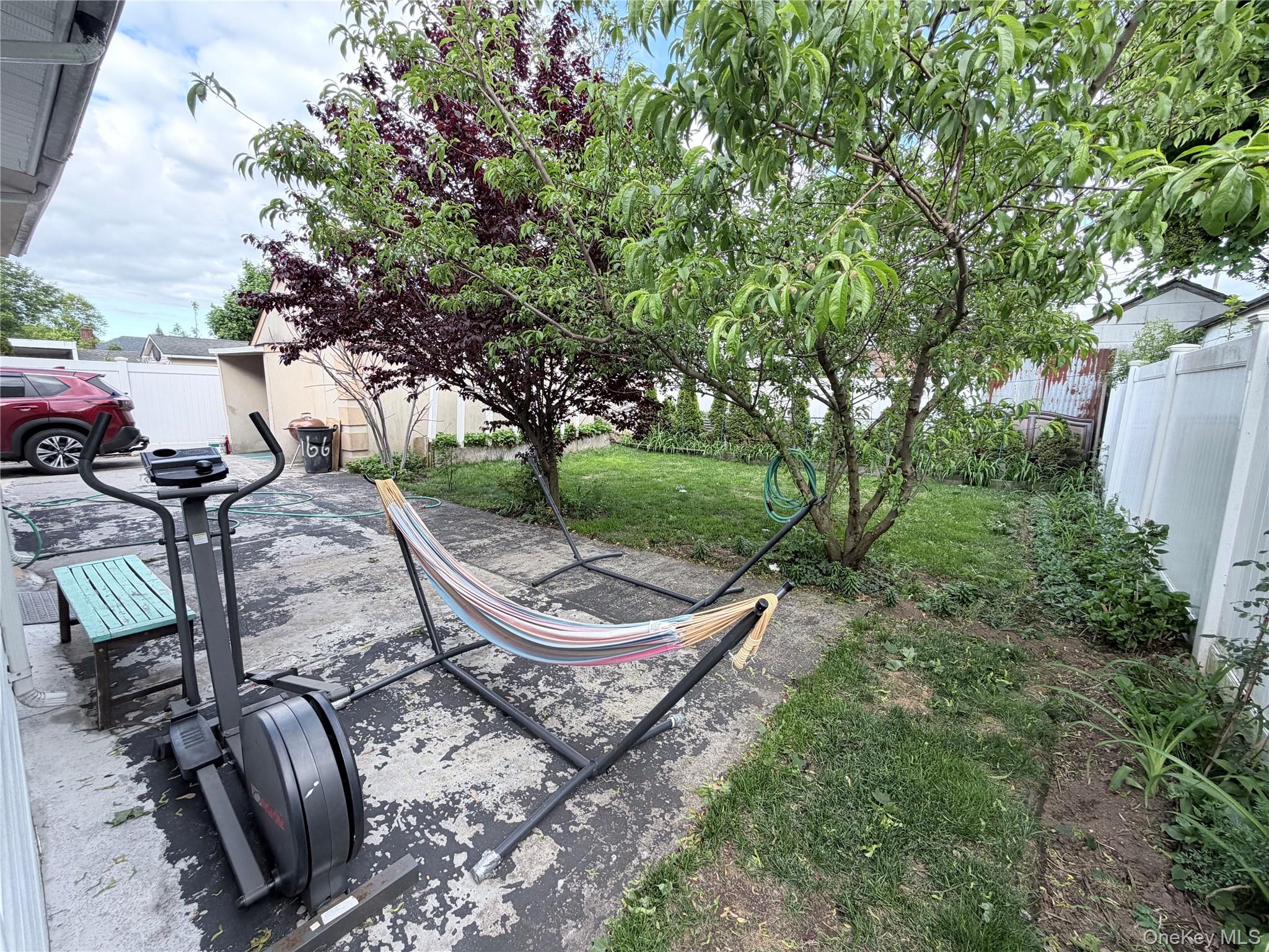 166 Stanton Boulevard Property Photo 12