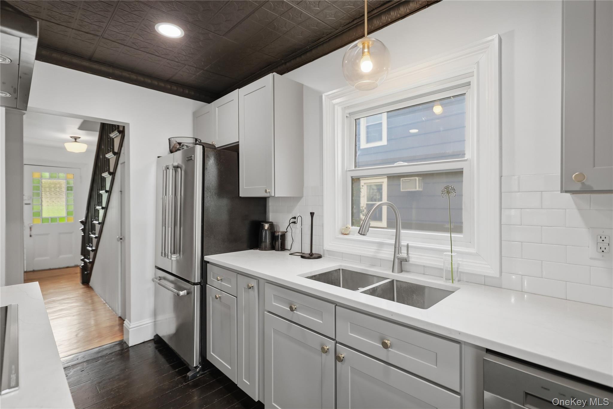 186 Main Street Property Photo 17