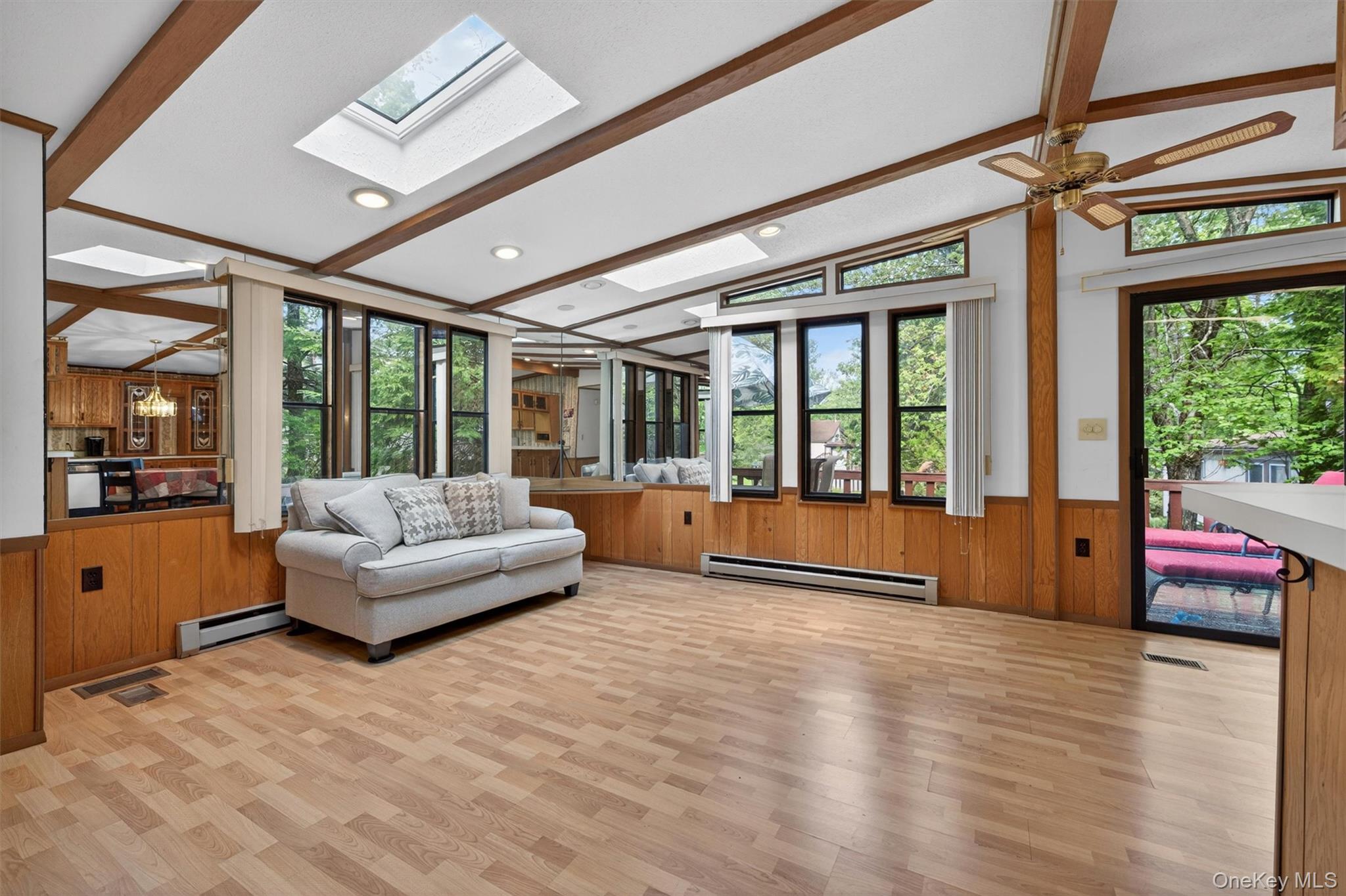 4 Ivanhoe Court Property Photo 8