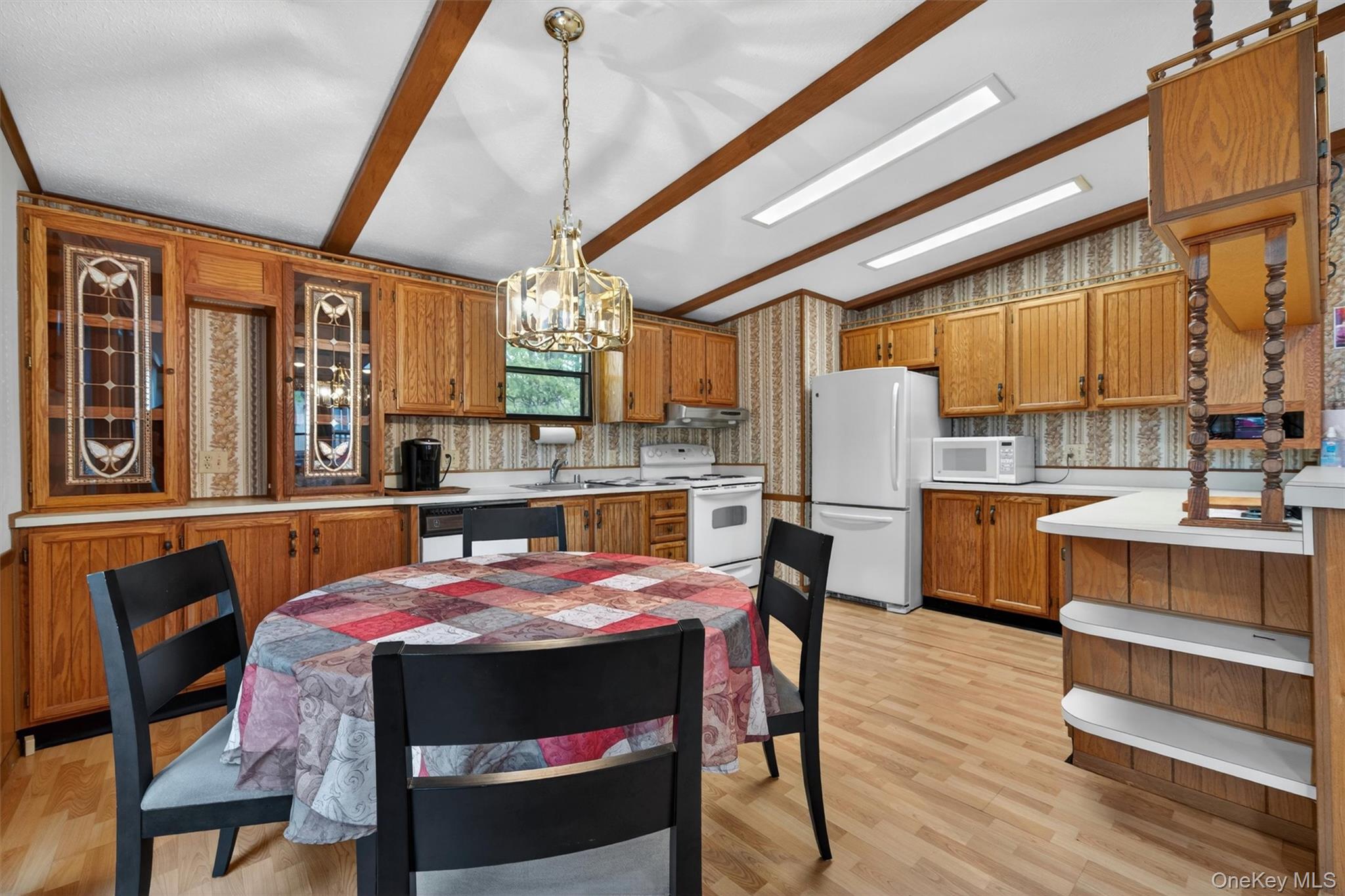 4 Ivanhoe Court Property Photo 11