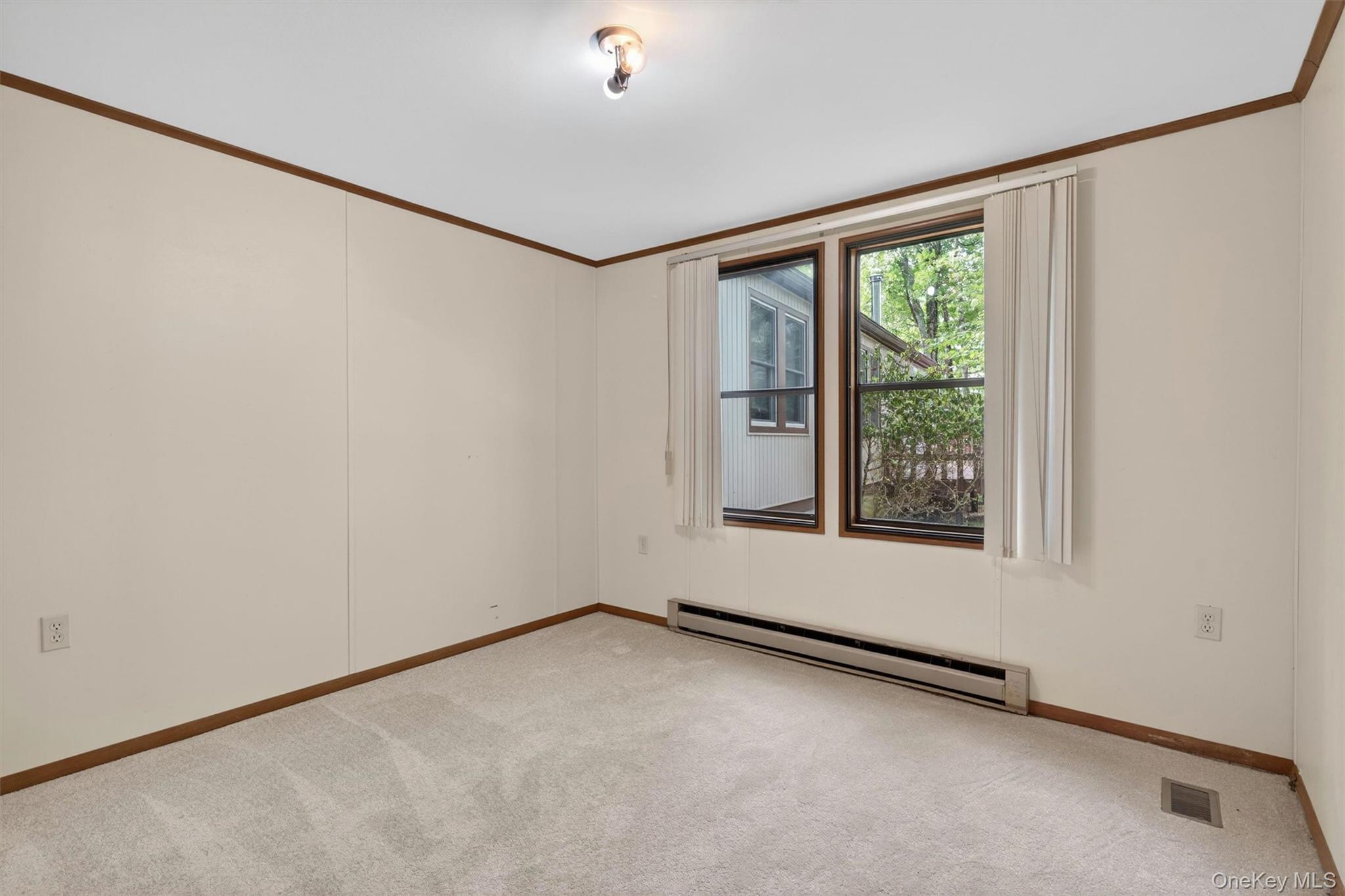 4 Ivanhoe Court Property Photo 21