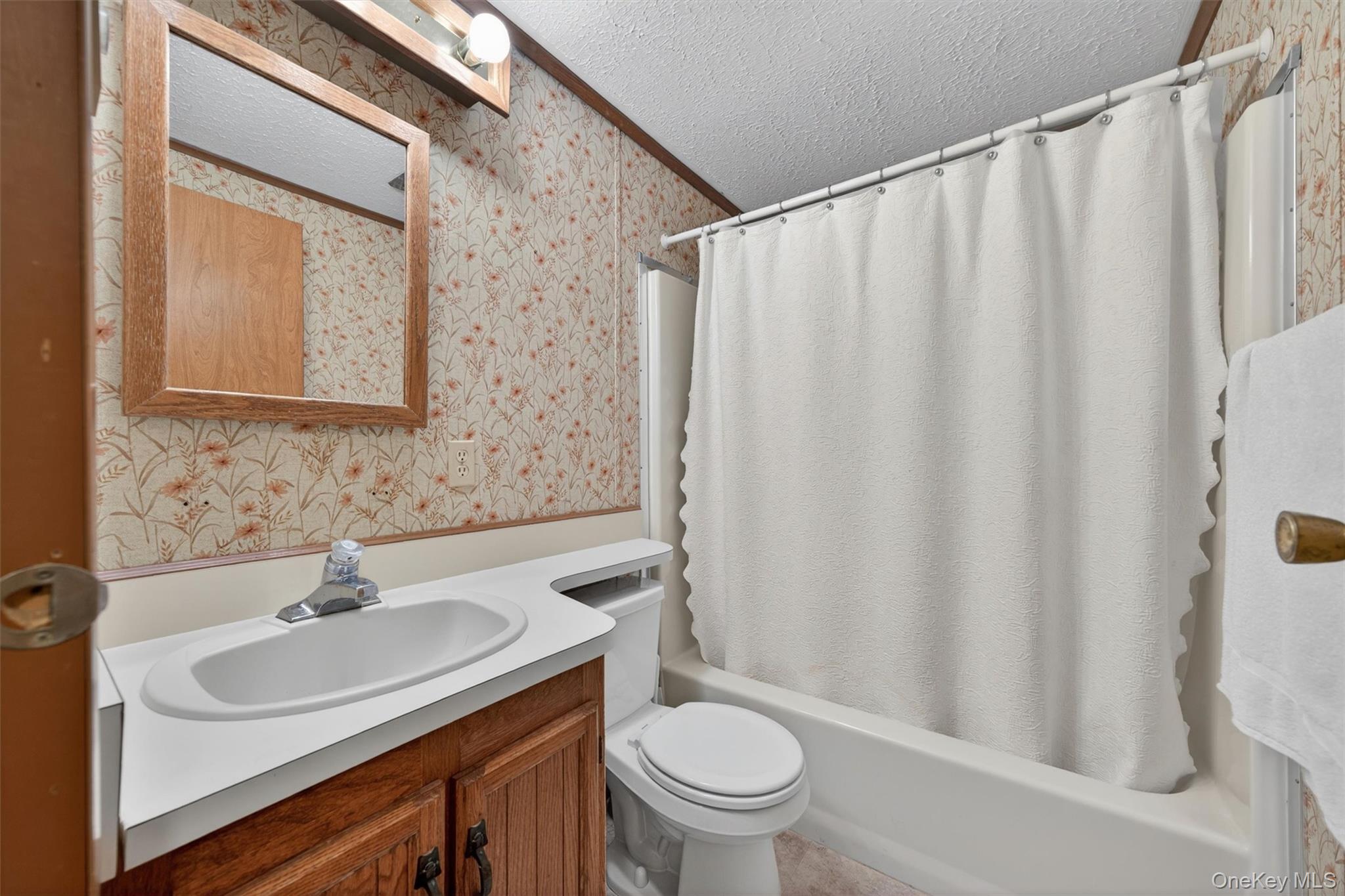 4 Ivanhoe Court Property Photo 24