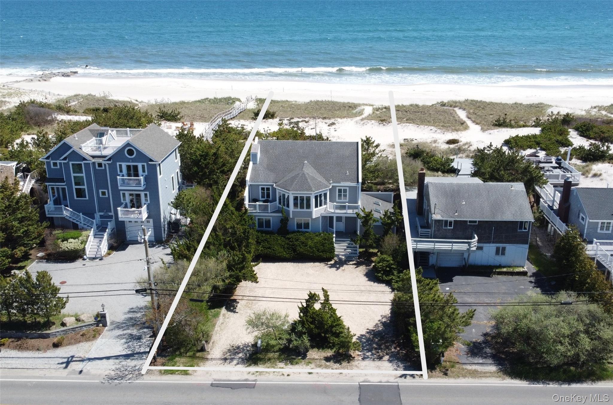 627 Dune Road Property Photo 1