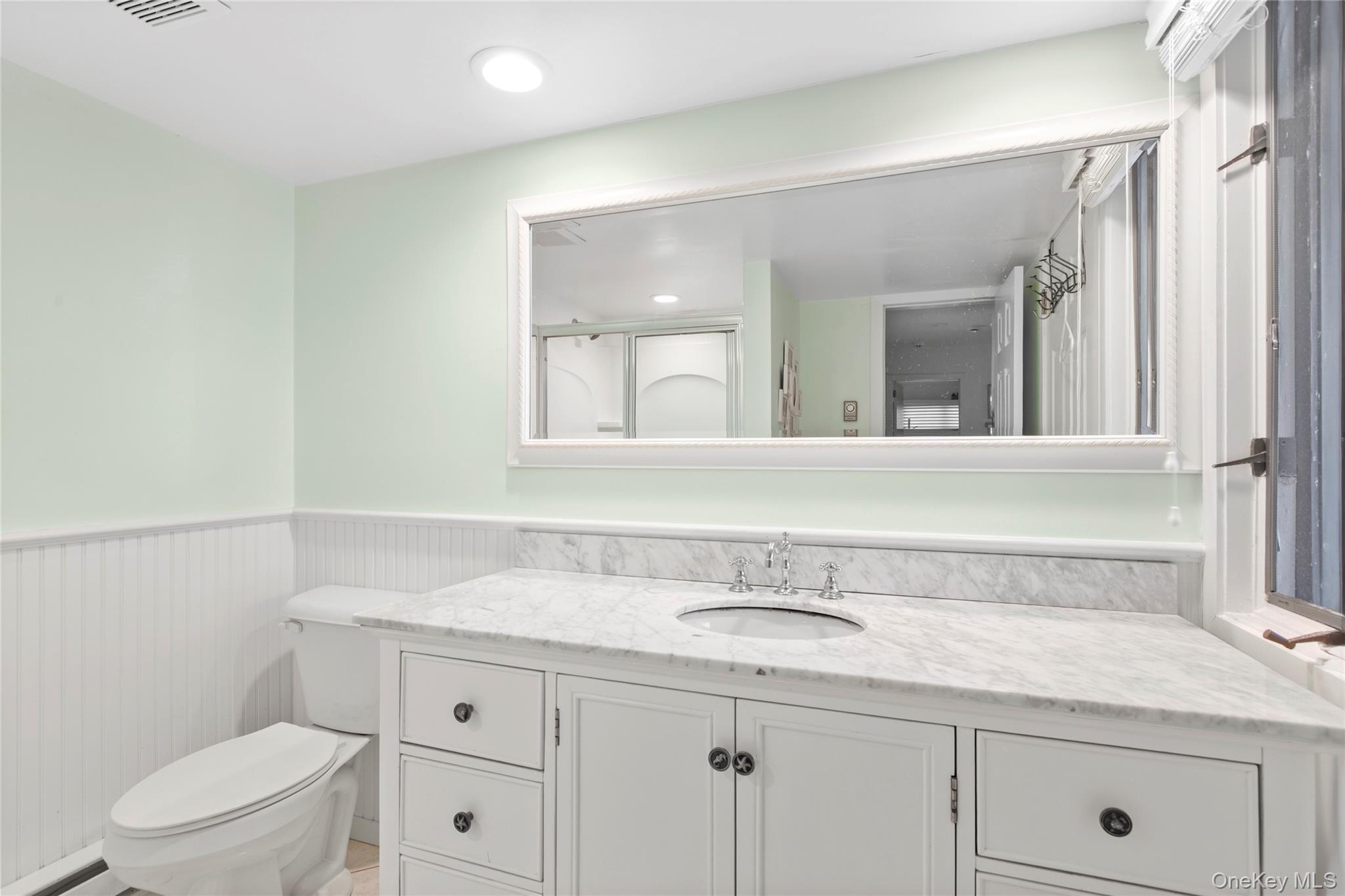 627 Dune Road Property Photo 13