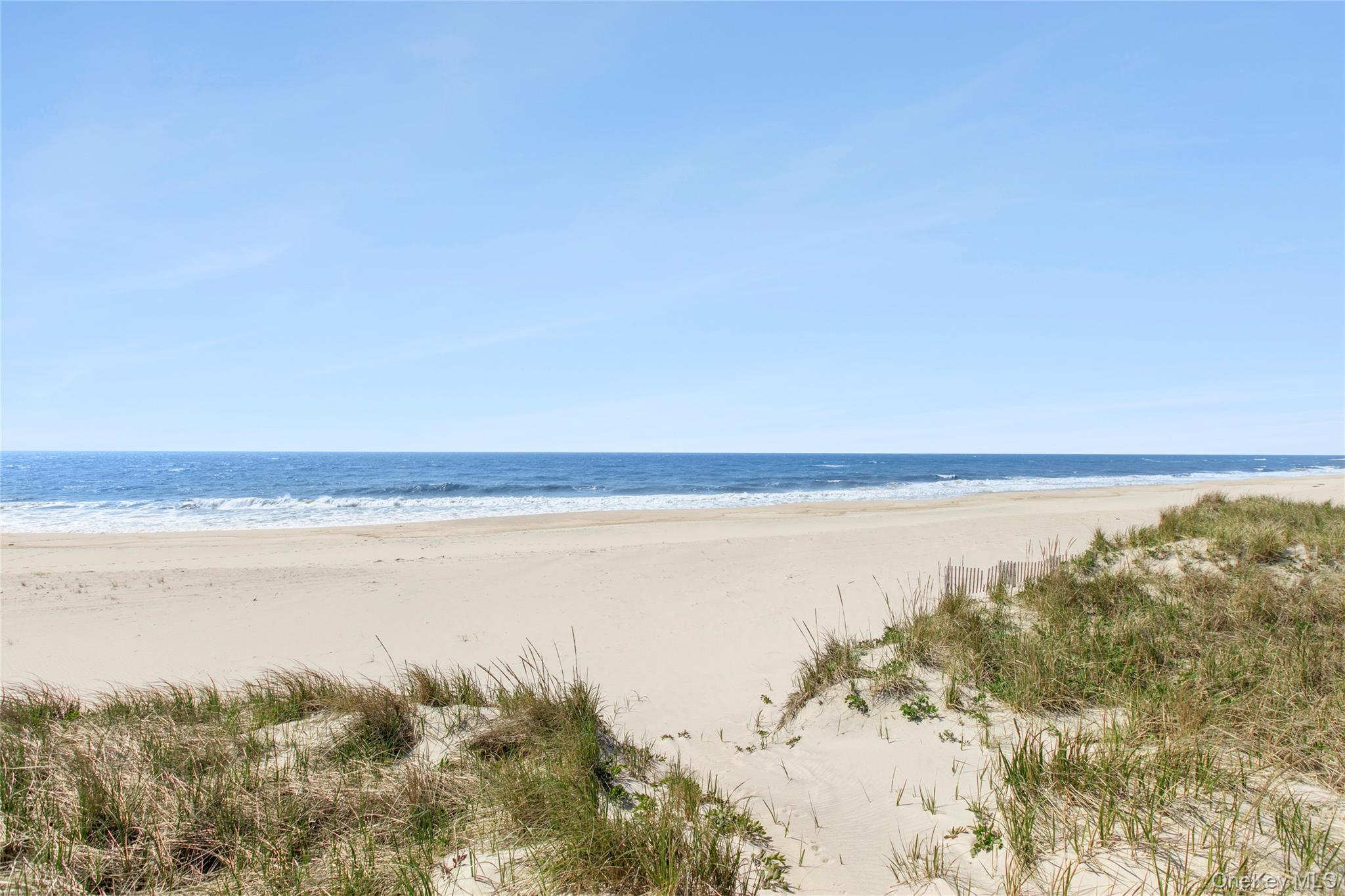 627 Dune Road Property Photo 21
