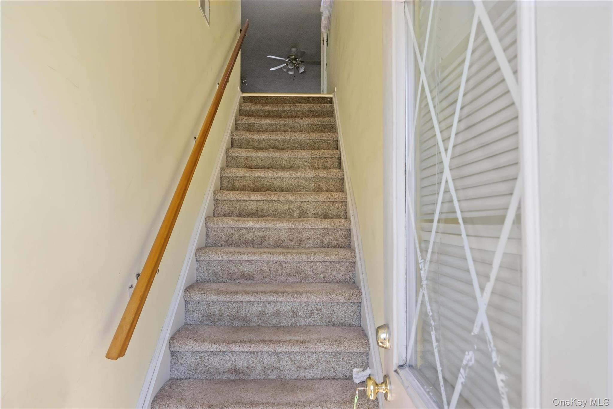 156 W Cambridge Drive 156 Property Photo 3